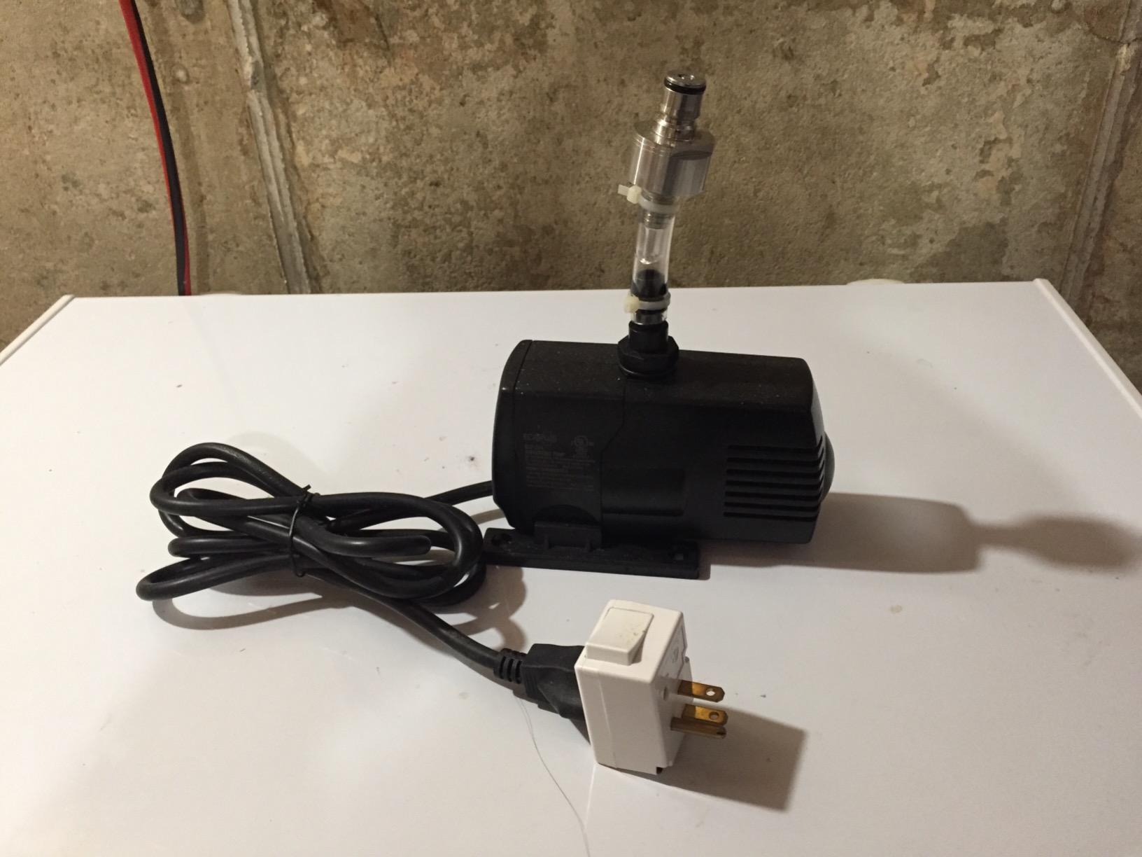 EcoPlus 290 GPH Submersible Water Pump w/ 6 ft Power Cord customer photo 2