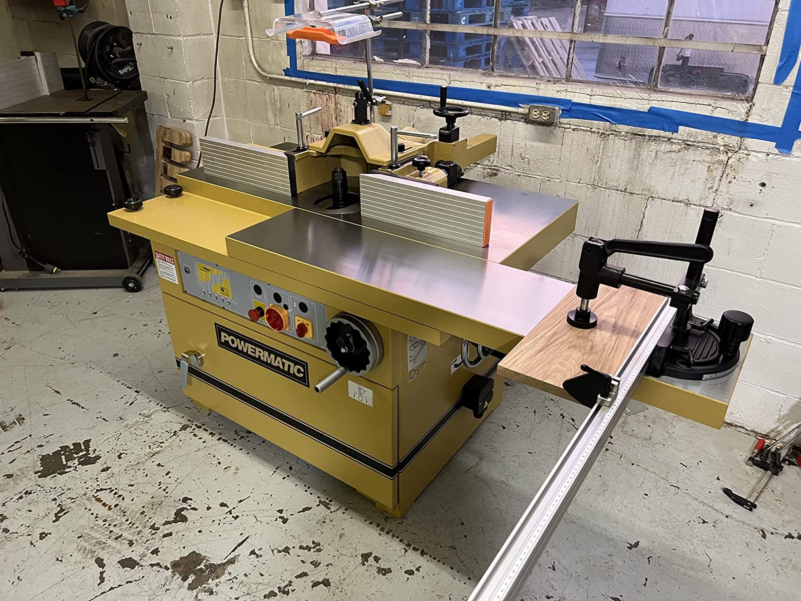 Powermatic 7-1/2 HP Tilting/Sliding Spindle Shaper, 230/460V 3Ph (Model TS29) customer photo 1