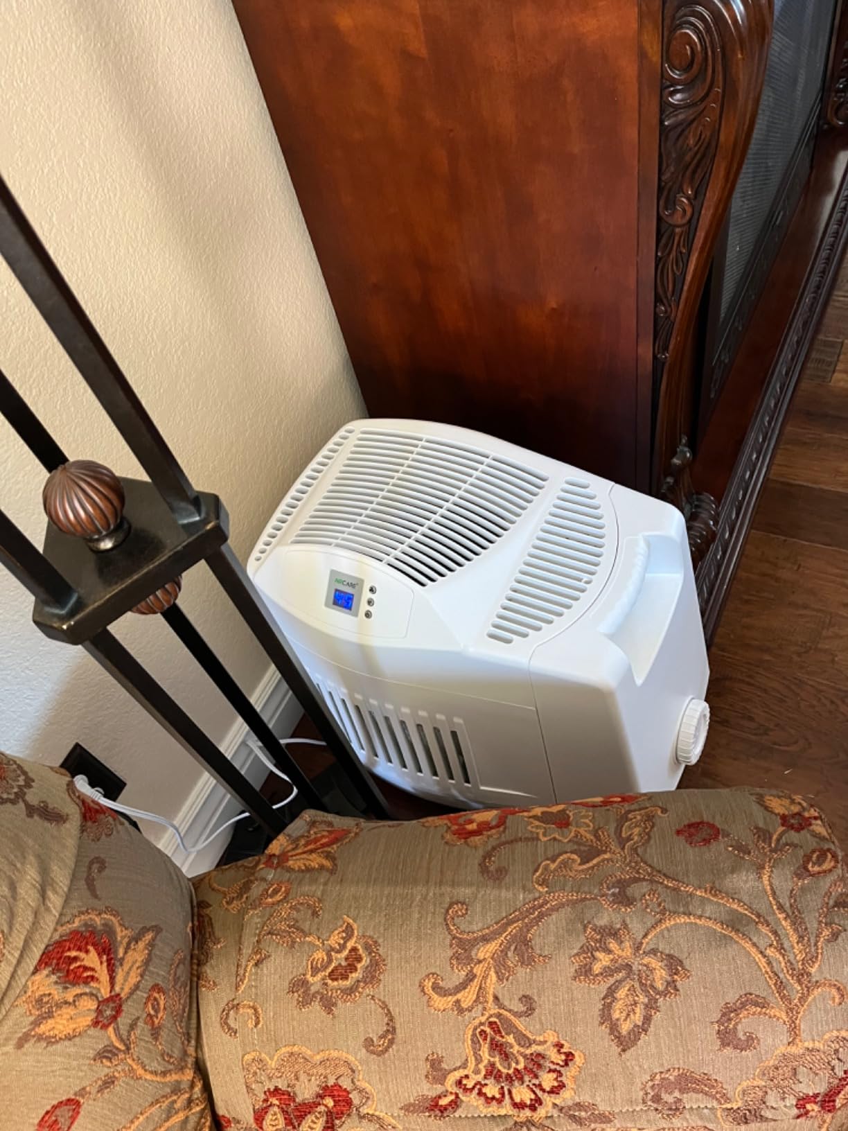 AIRCARE MA Whole-House Console-Style Evaporative Humidifier (Mini-Console) customer photo 1