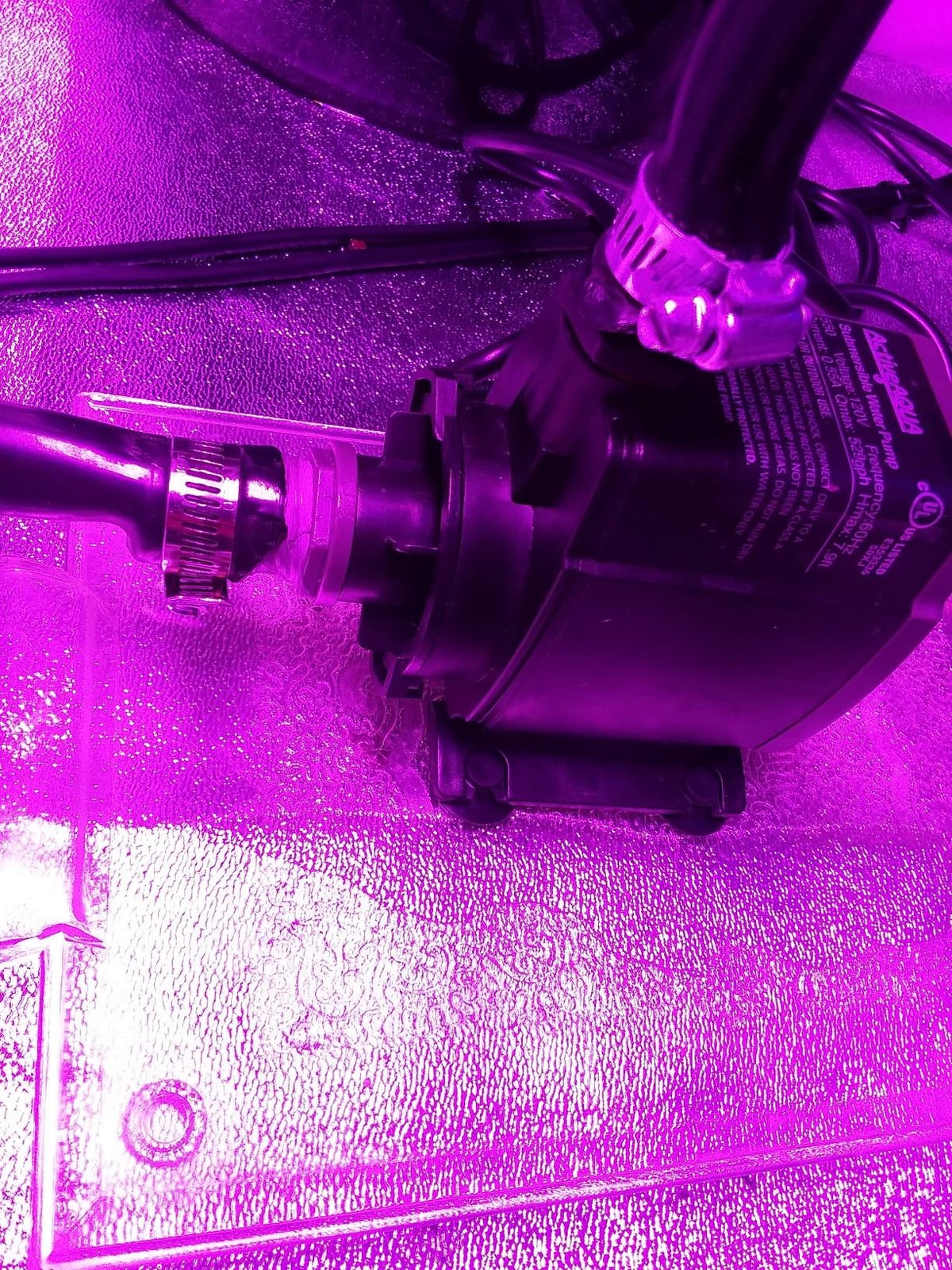 Active Aqua AAPW550 Submersible Water Pump, 550 GPH, 33W customer photo 2