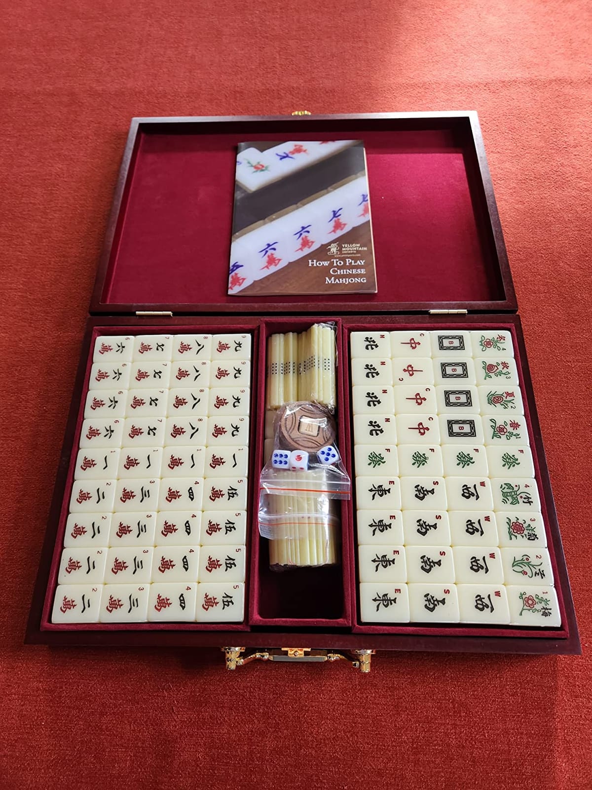 Yellow Mountain Imports Classic Chinese Mahjong Game Set, Champagne Gold - with 148 Medium Size Tiles and a Wooden Case - for Chinese Style Game Play customer photo 1