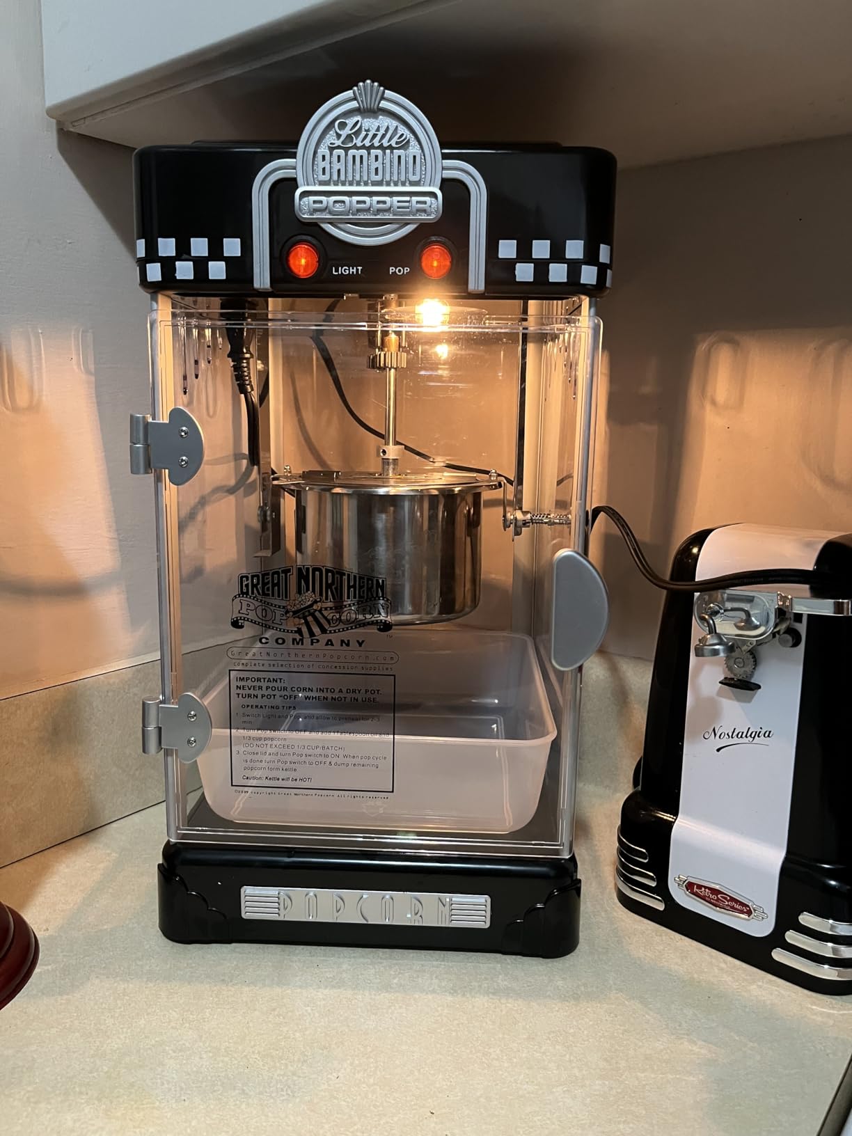 Great Northern Popcorn Company 83-DT5621 Northern Company Red GNP Little Bambino 2-1/2 Ounce Retro Style Popcorn Popper Machine, 2.5 Ounce customer photo 1