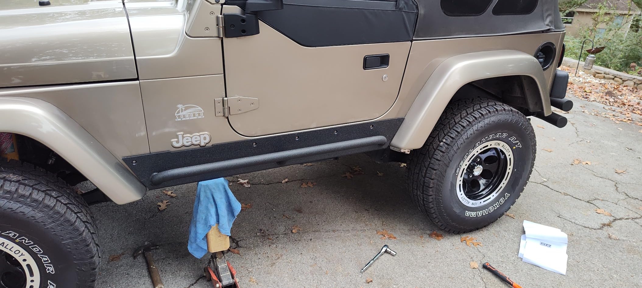 Smittybilt XRC Rock Sliders with Step - Textured Black (97-06 TJ) - SB76871 customer photo 1