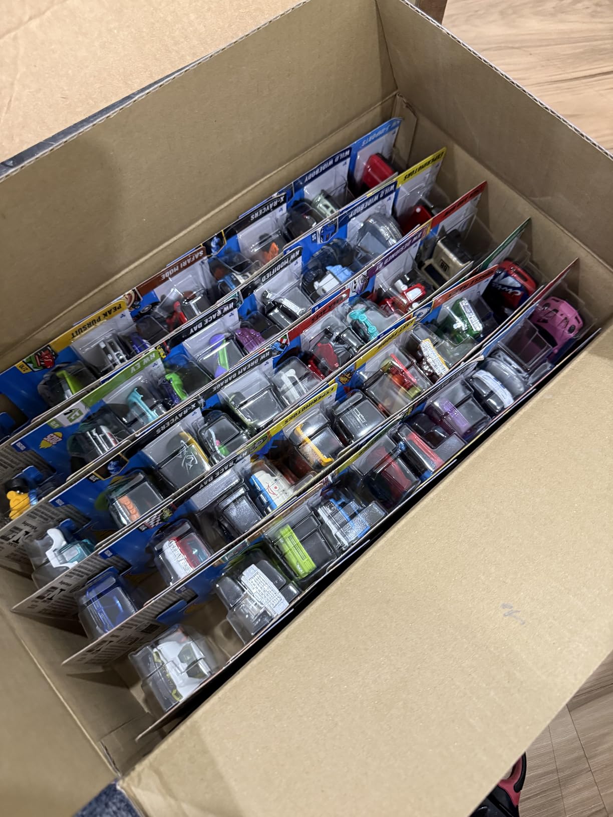 Hot Wheels Toy Cars & Trucks, 50-Pack of 1:64 Scale Vehicles, Individually Packaged (Styles May Vary) (Amazon Exclusive) customer photo 1