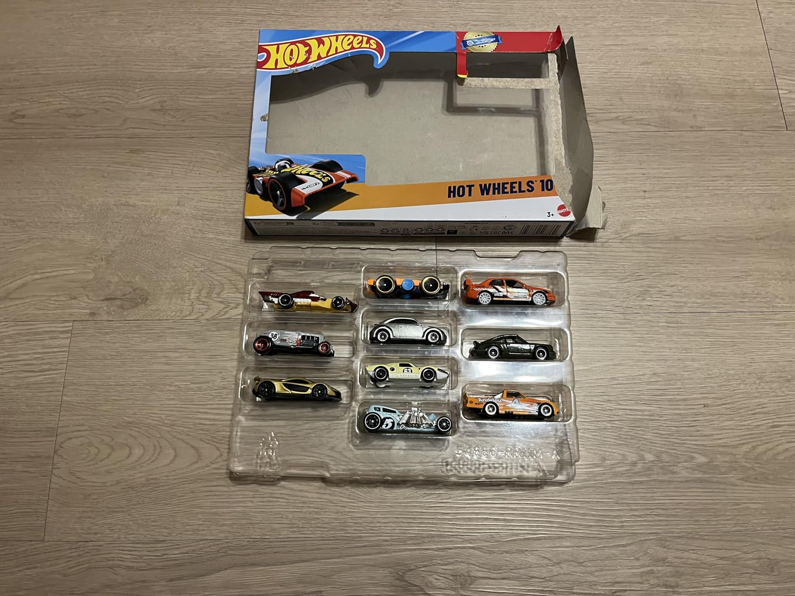 Hot Wheels Toy Cars & Trucks, 50-Pack of 1:64 Scale Vehicles, Individually Packaged (Styles May Vary) (Amazon Exclusive) customer photo 2