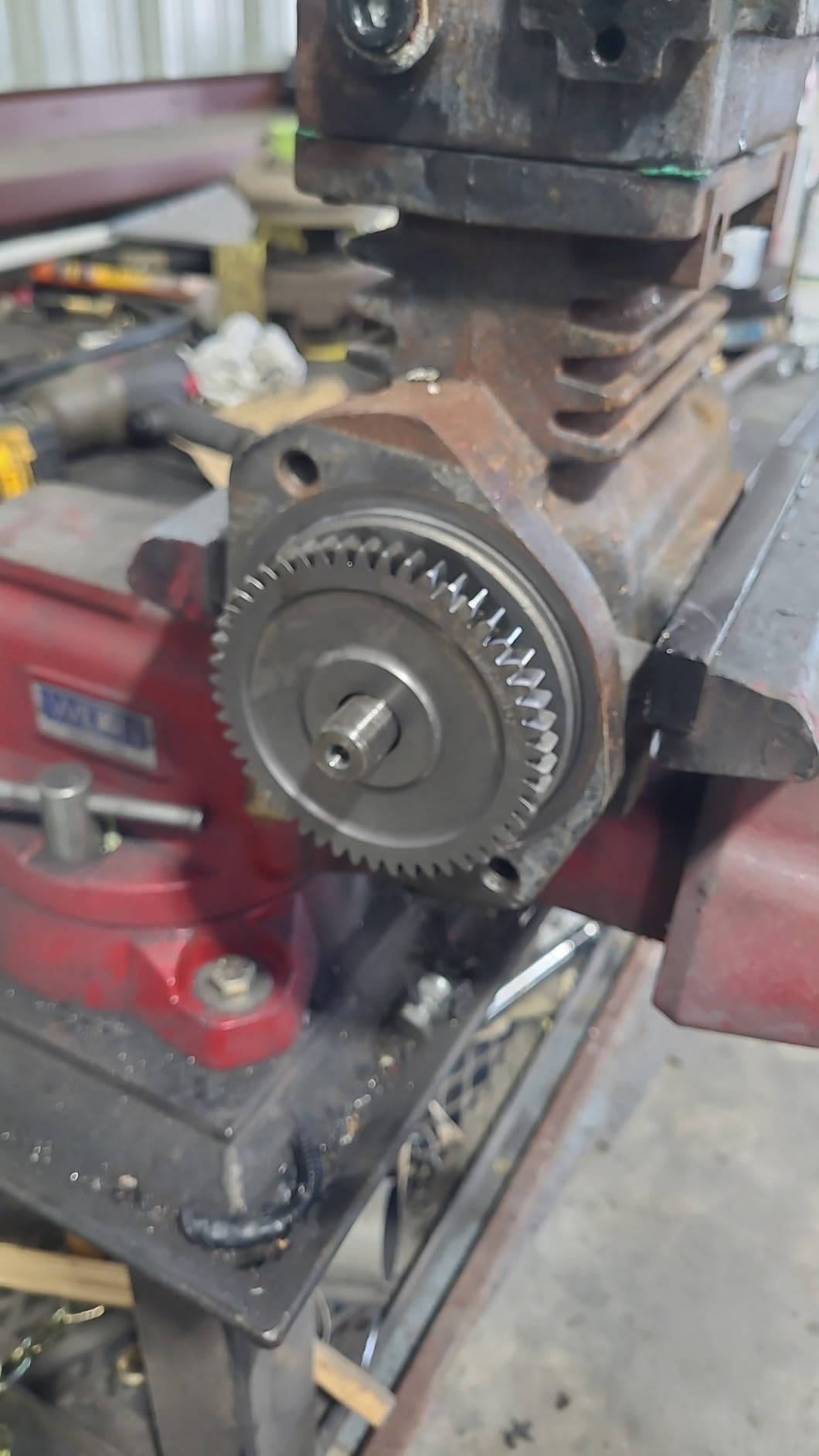 GEARWRENCH 2 or 3 Jaw Internal/External Ratcheting Puller Set, 2 and 5 Ton - 3627 customer photo 2