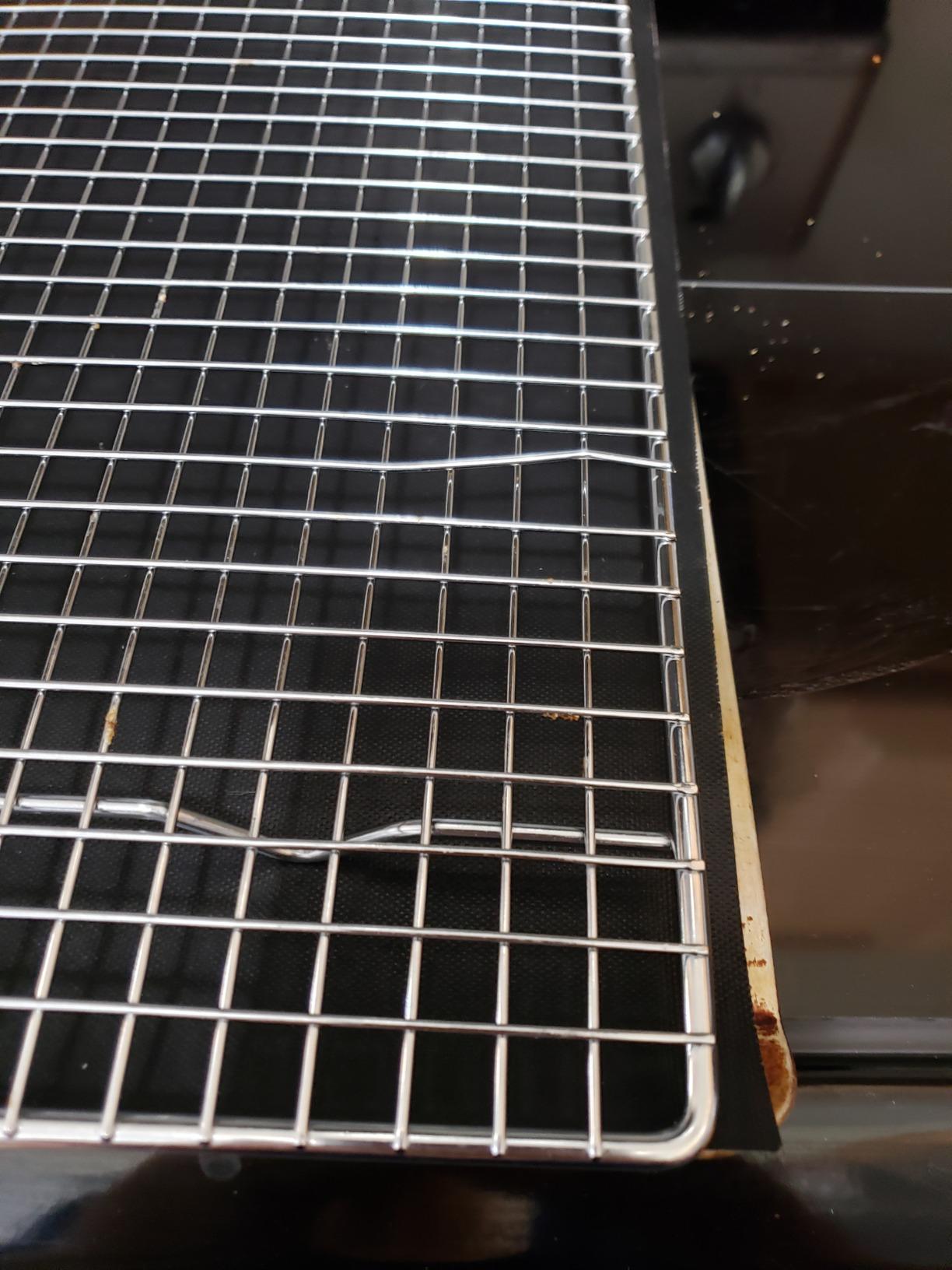 Mrs. Anderson's Baking Professional Cooling Rack, Heavy Duty Steel, Fits Half Sheet Pans, 16.5 x 11.875 x 0.625-Inches customer photo 2