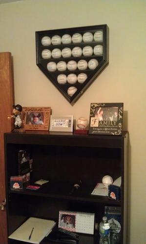 DisplayGifts Baseball Display Case Baseball Holders for Balls Display with 21 Slots Wall Display Box 98% Clear Antifade UV Protection with Gold Locks for Homerun and Collector Autograph Balls customer photo 2
