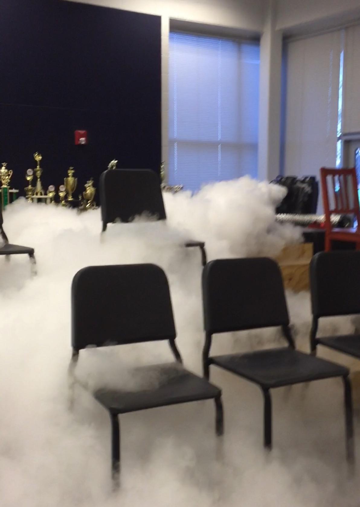 CHAUVET DJ Nimbus Professional Dry Ice Fog Machine - Thick Low Lying Floor Hugging Clouds customer photo 1