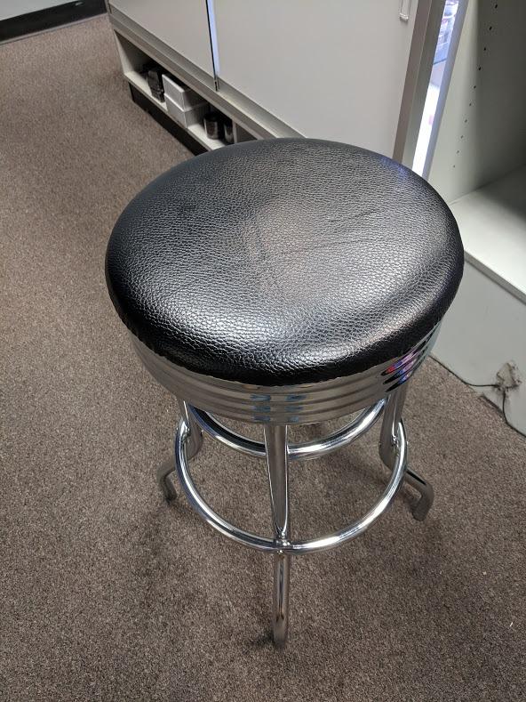 TRINITY Heavy Duty 30-Inch Backless Swivel Bar Stool for Kitchen, Garage, or Workshop, Chrome Finish with Faux Leather Seat, 2 Pack, Black customer photo 1