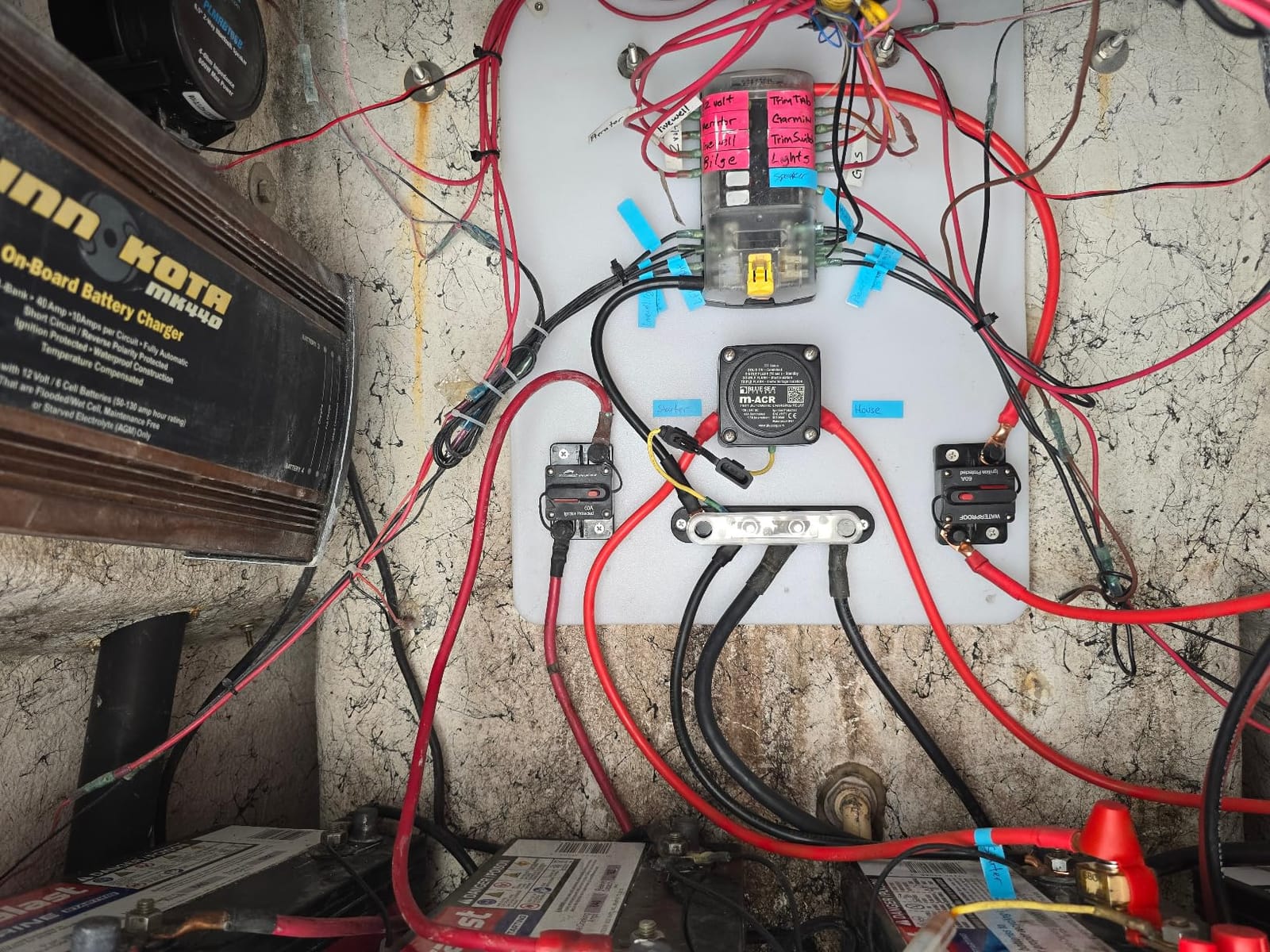 Blue Sea Systems Mini Add-A-Battery Kit 65A Dual Circuit Battery Management System, 7649 customer photo 2