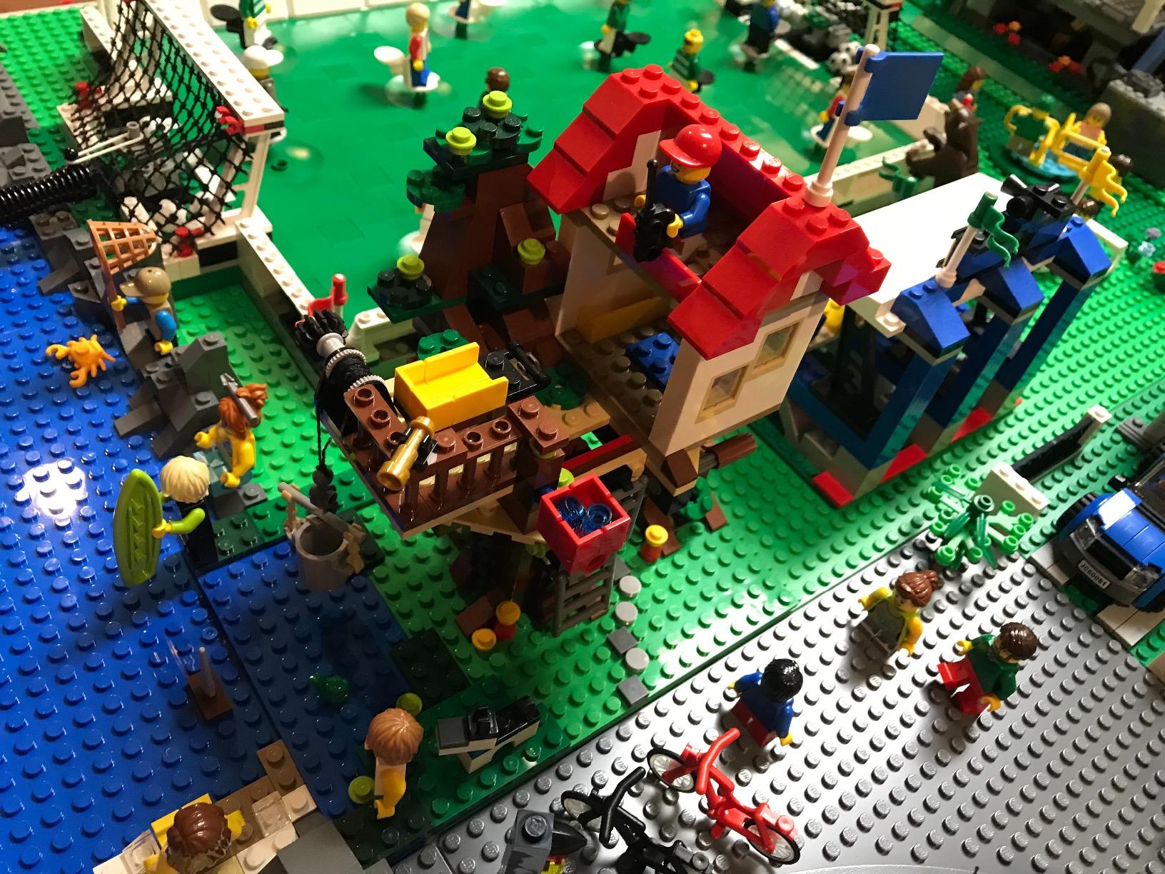 LEGO Creator 31010 Treehouse customer photo 2