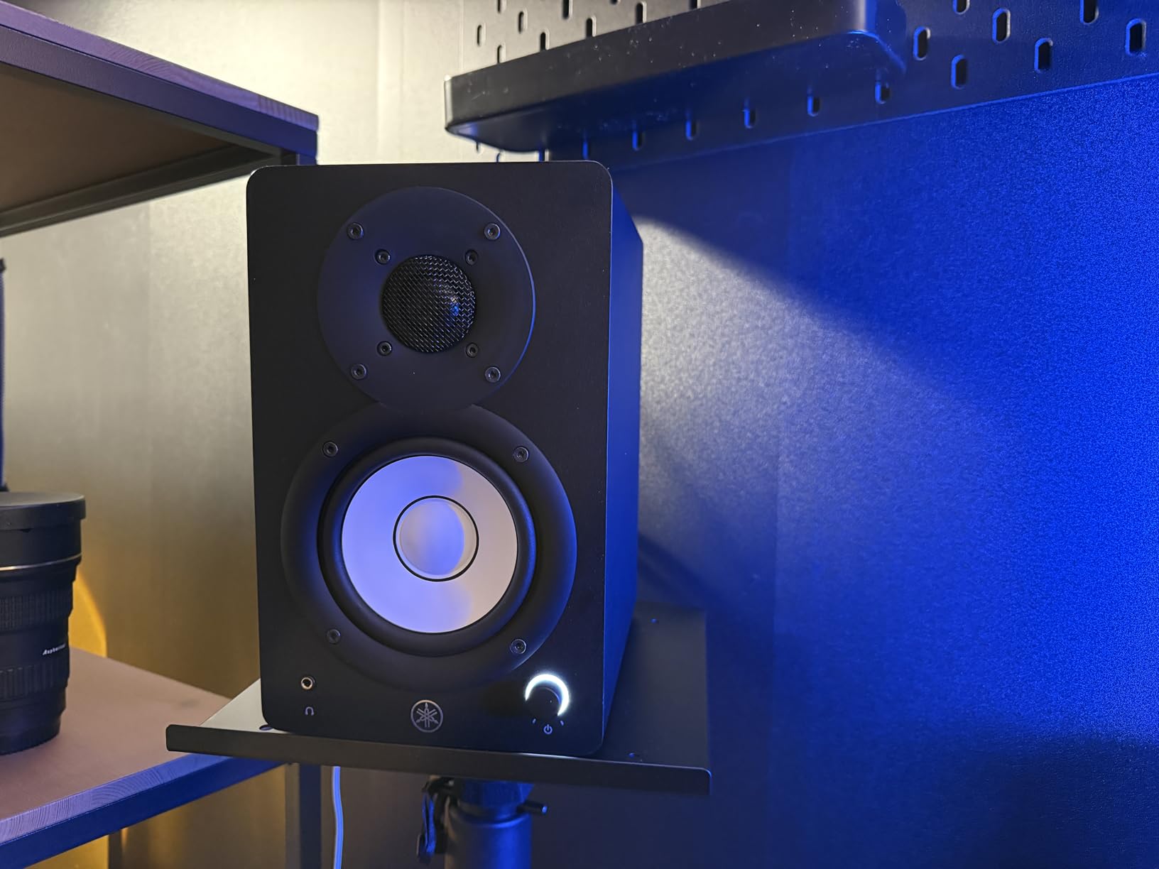 YAMAHA HS8 Studio Monitor, Black, 8 Inch customer photo 2