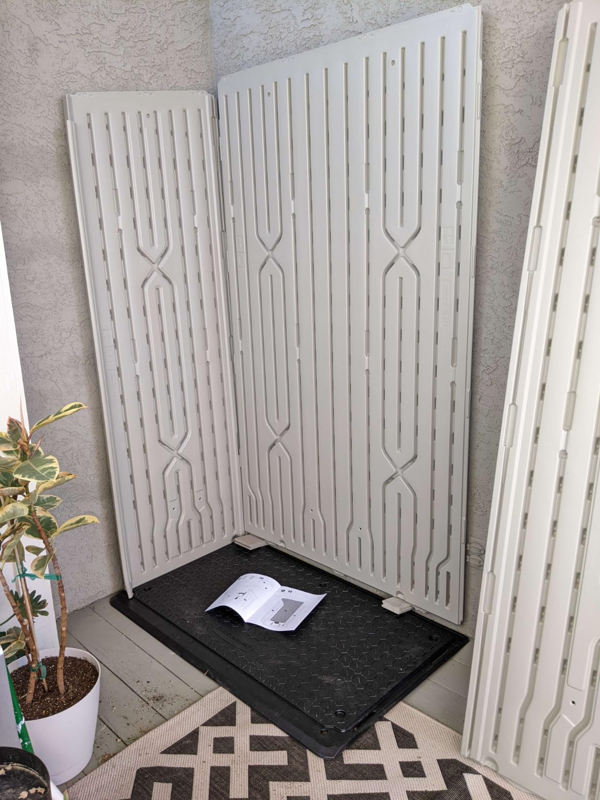 Rubbermaid Vertical Resin Outdoor Storage Shed With Floor (4 x 2.5 Ft) Weather Resistant Beige/Brown Organization for Home/Backyard/Pool Chemicals/Toys/Garden Tools/Porch/Patio Cushions customer photo 2
