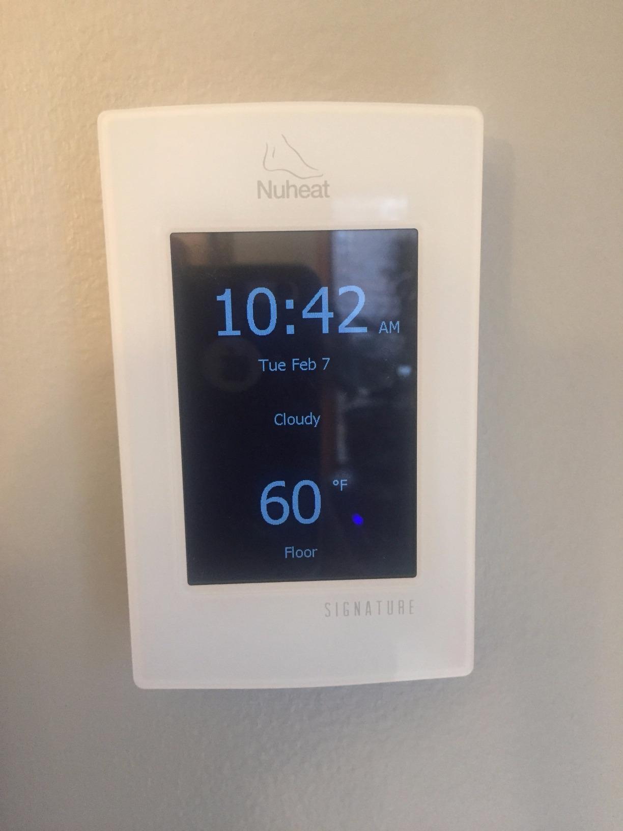 nVent Signature AC0055 WiFi Programmable Floor Heating Thermostat | Dual-Voltage w/ Touchscreen, Floor Sensor & Built-In GFCI - for Radiant Floor Heating System - for 120-240V Floor Heat Cables customer photo 1