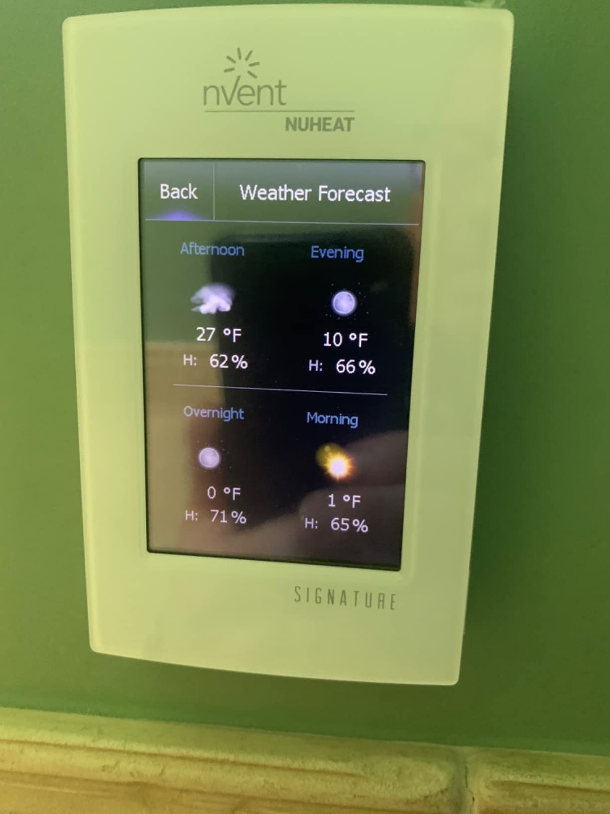 nVent Signature AC0055 WiFi Programmable Floor Heating Thermostat | Dual-Voltage w/ Touchscreen, Floor Sensor & Built-In GFCI - for Radiant Floor Heating System - for 120-240V Floor Heat Cables customer photo 2