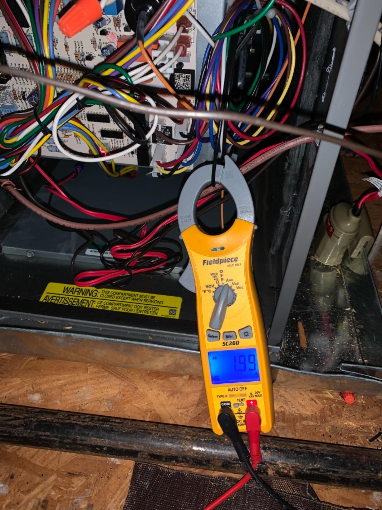 Fieldpiece Compact HVACR Clamp Multimeter SC260 - True RMS Clamp Meter with Temperature, Capacitance & Backlight customer photo 2
