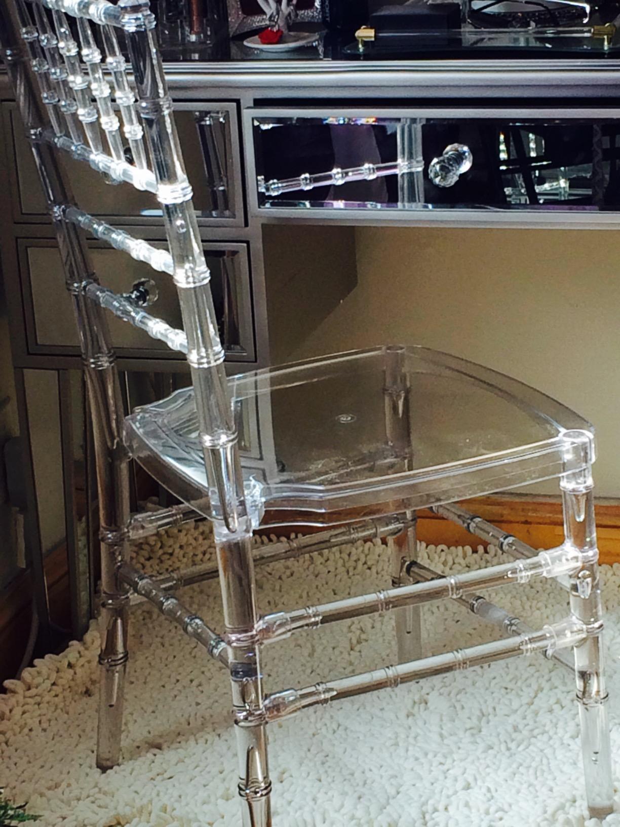 Flash Furniture Flash Elegance Crystal Ice Stacking Chiavari Chair | Weddings And Parties, Durable Resin, Easy To Clean customer photo 1