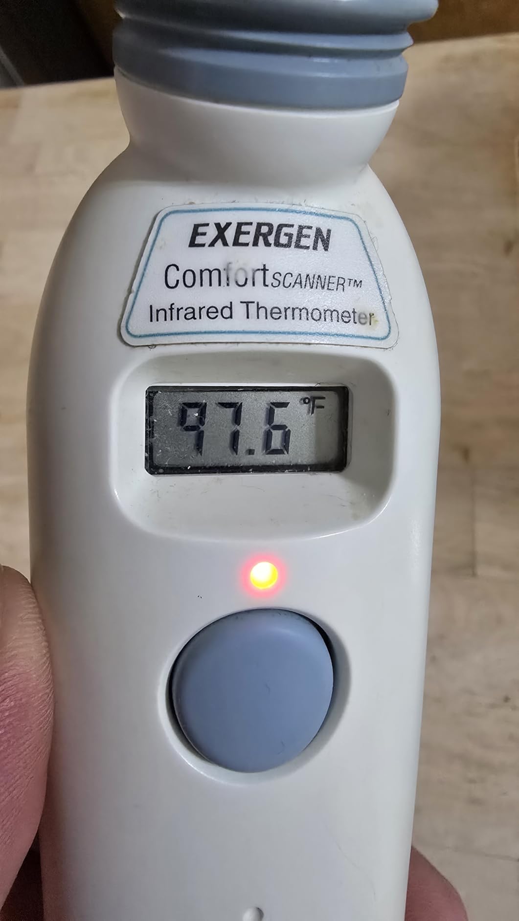 Braun Digital No-Touch Forehead Thermometer, 6.4 Ounce, White | Touchless Thermometer for Adults, Babies, Toddlers & Kids, Color-Coded Fever Guidance, Fast, Reliable, and Accurate Results customer photo 2
