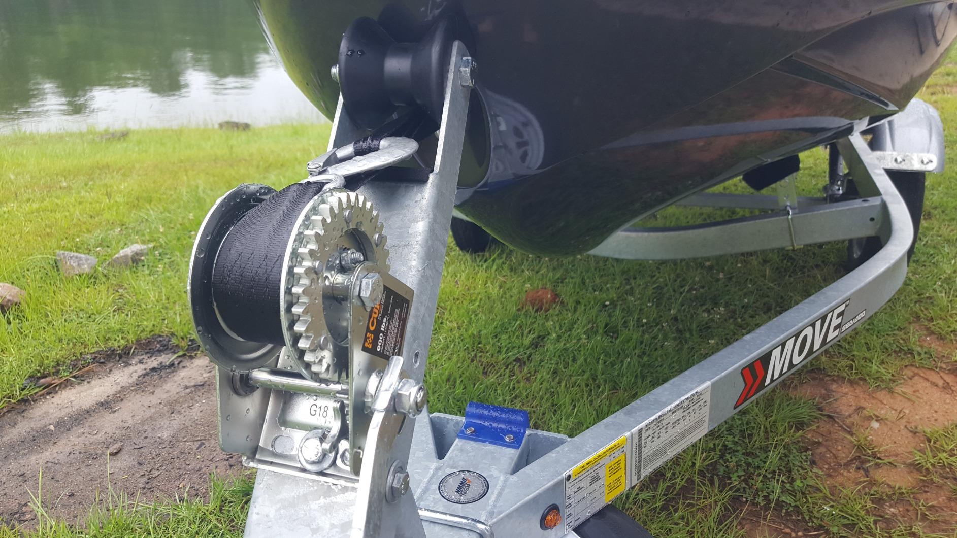 CURT 29423 Manual Hand Crank Boat Trailer Winch, 900 lbs Capacity, 6-1/2-Inch Handle, 3.25:1 Gear Ratio, CLEAR ZINC customer photo 1