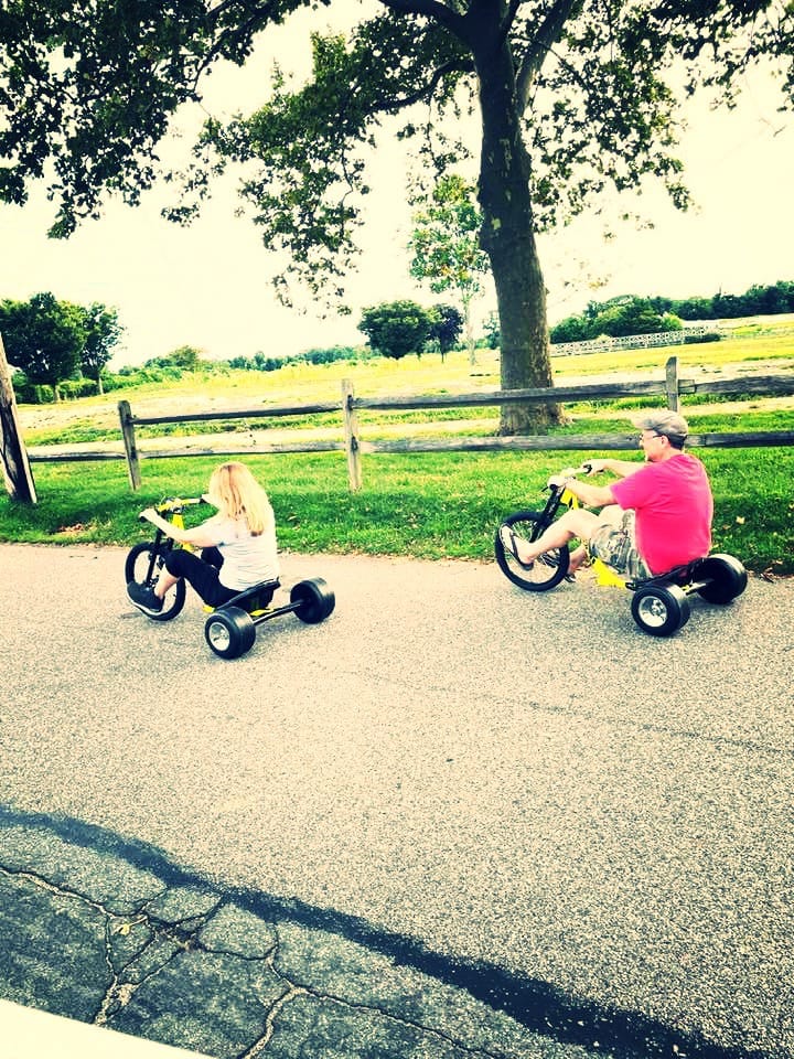 Razor DXT Drift Trike Yellow, One Size | Proper Freestyle w/ Foot Pegs; Maximum Stability | For Kids, Adults Age 14+ customer photo 2