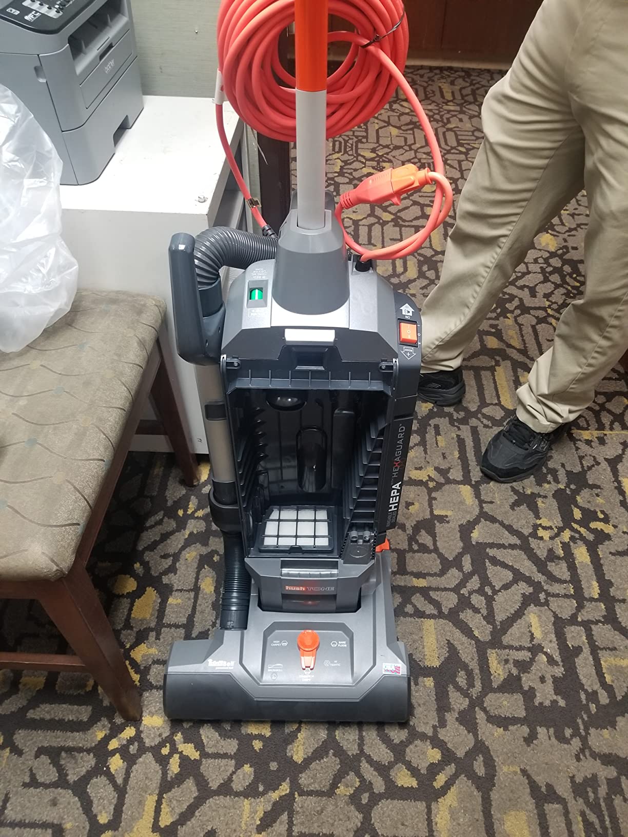 Hoover HushTone Commercial Vacuum Cleaner, 15 Inch, Bagged Upright Vac | Hexaguard HEPA Filter, Traps 99% of Dust, Dirt and Pollens, 40 Foot Cord customer photo 1