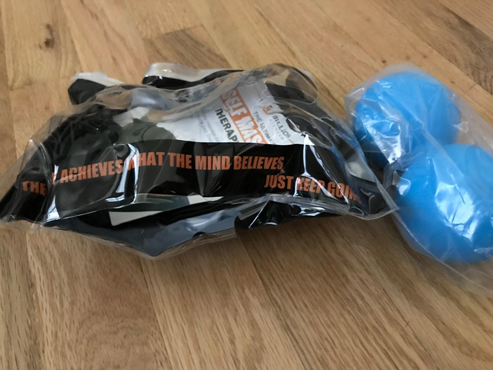 5BILLION FITNESS Peanut Massage Ball - Double Lacrosse Massage Ball & Mobility Ball for Physical Therapy - Deep Tissue Massage Tool for Myofascial Release, Muscle Relaxer, Acupoint Massage customer photo 1