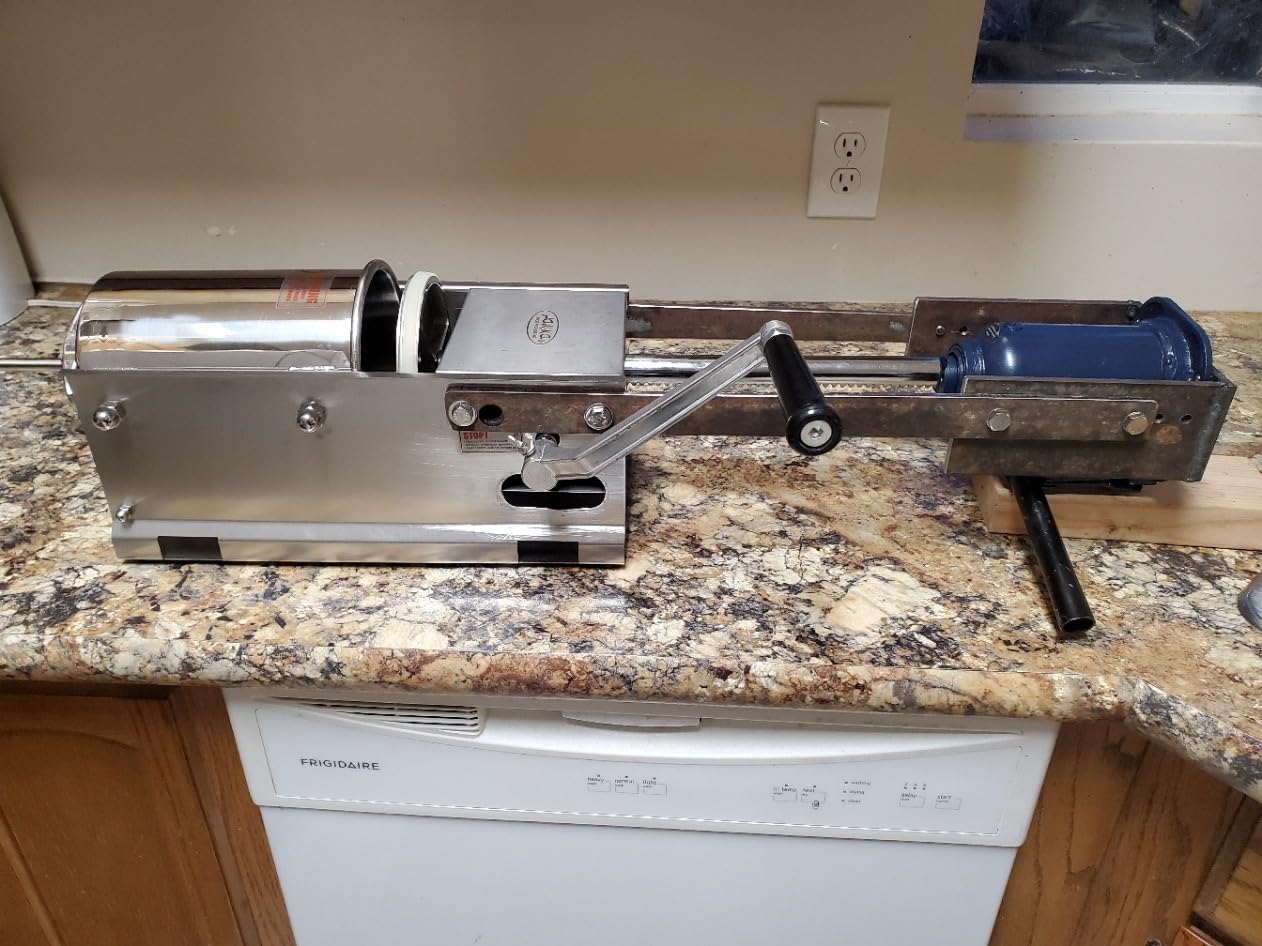 Hakka 15L/32LB Sausage Stuffer, Vertical Sausage Maker and Sausage Filler with 4 Sttuffing Tubes (15L) customer photo 1