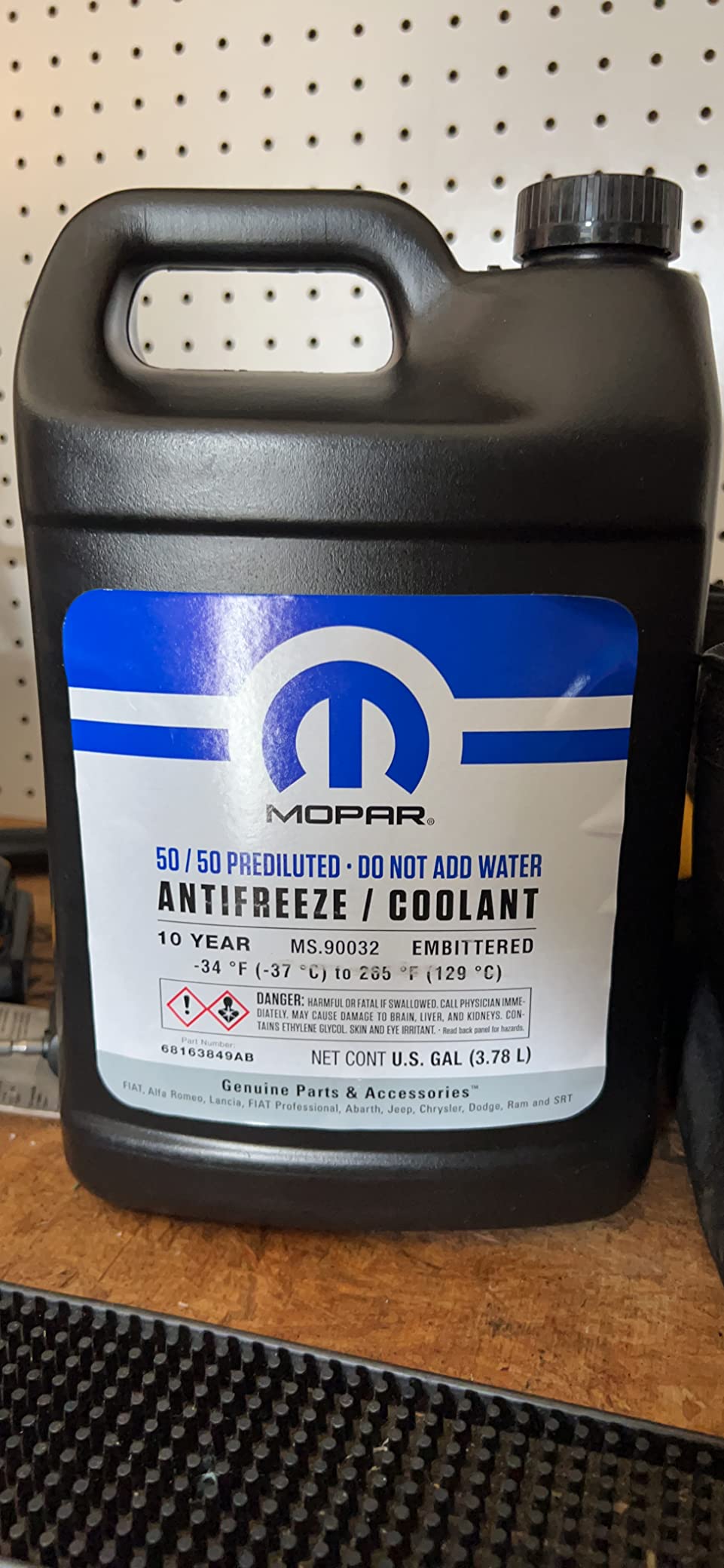 Mopar 68163849AB 10 Year/150,000 Mile Coolant 50/50 Premixed - Embittered, 1 Gallon customer photo 2