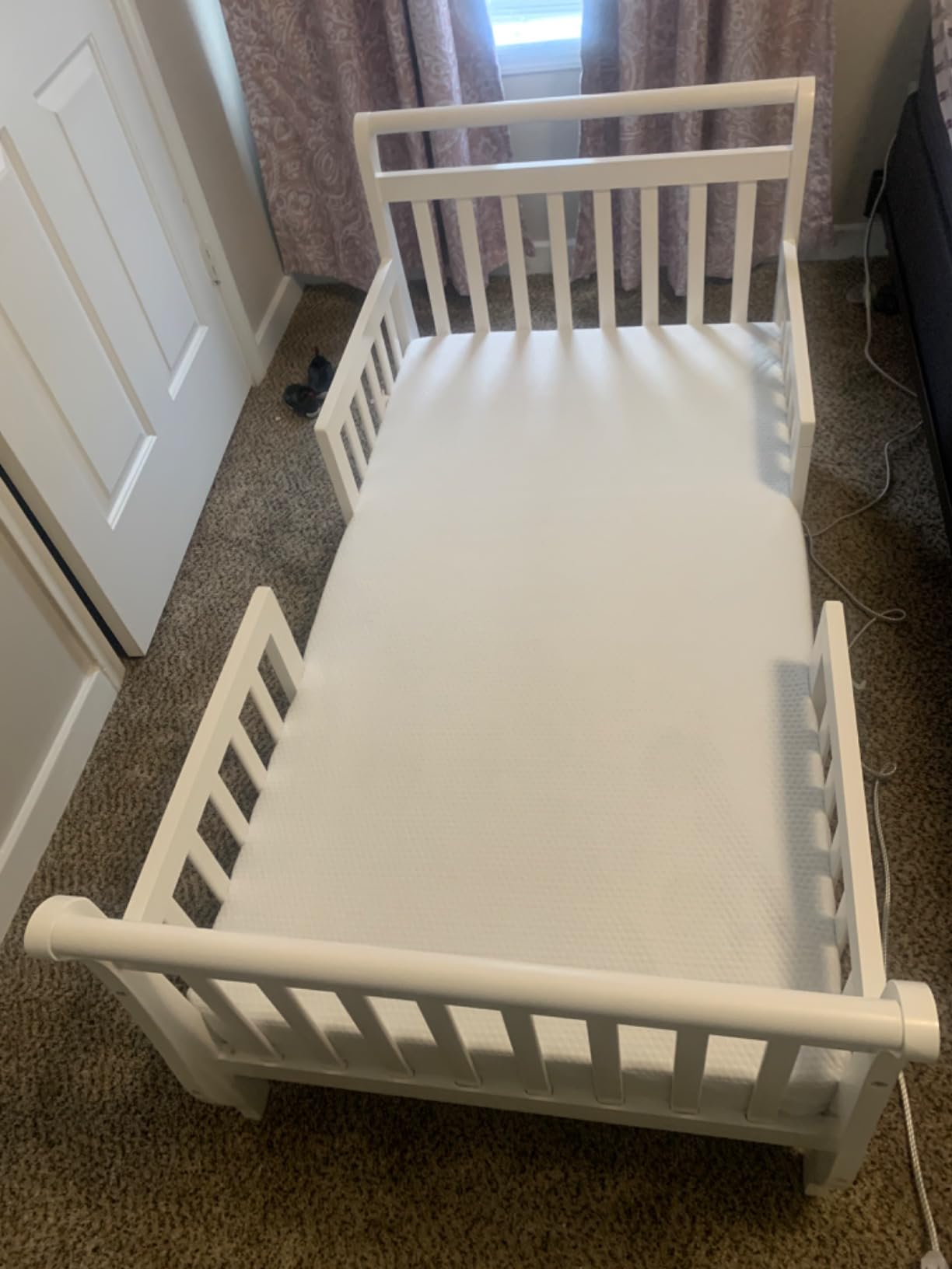 Dream On Me Emma 3-in-1 Wooden Toddler Bed, GREENGUARD Gold, Steel Grey | Converts to Table & 2 Chairs, 4 Safety Guardrails, Phthalate & BPA Free, Low to Floor Bed Frame, 50 Lb Limit, BSA Verified customer photo 2
