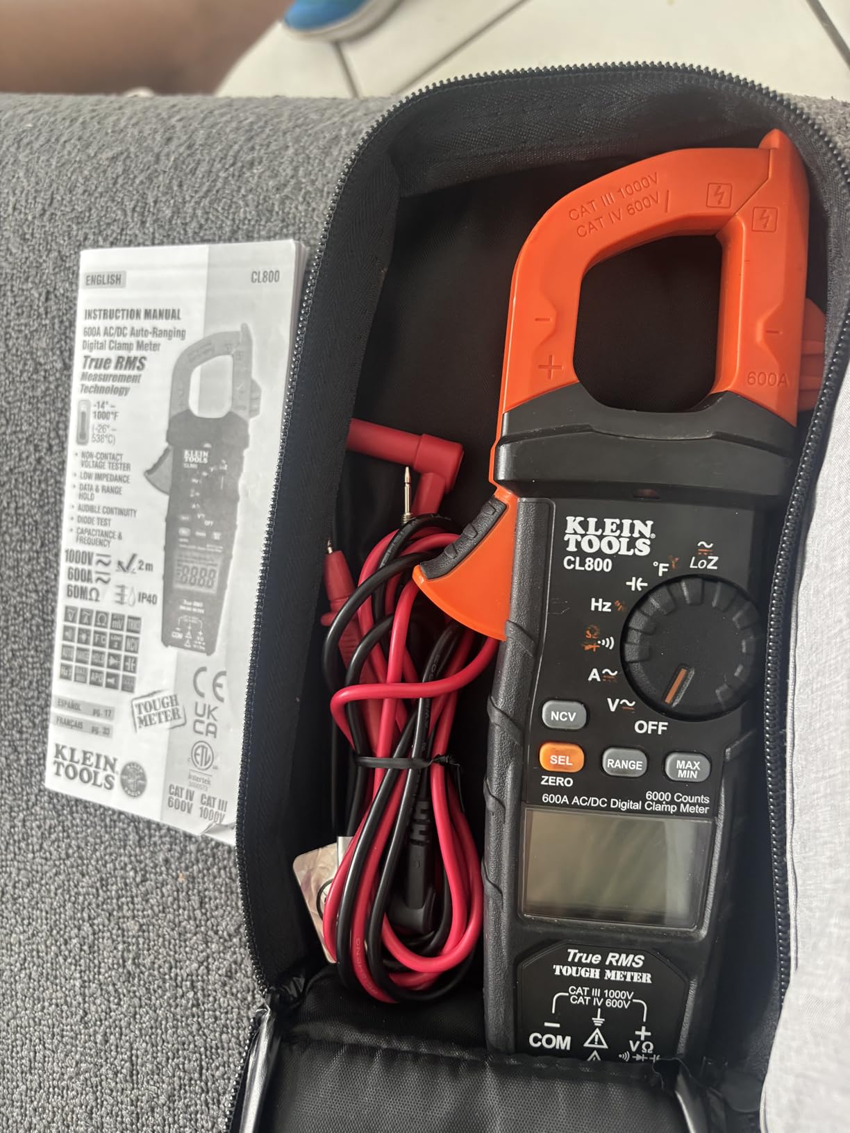 Klein Tools CL800 Digital Clamp Meter, Auto Ranging TRMS, AC/DC Volt/Current, LOZ, Continuity, Frequency, Capacitance, NCVT, Temp, More 1000V customer photo 2