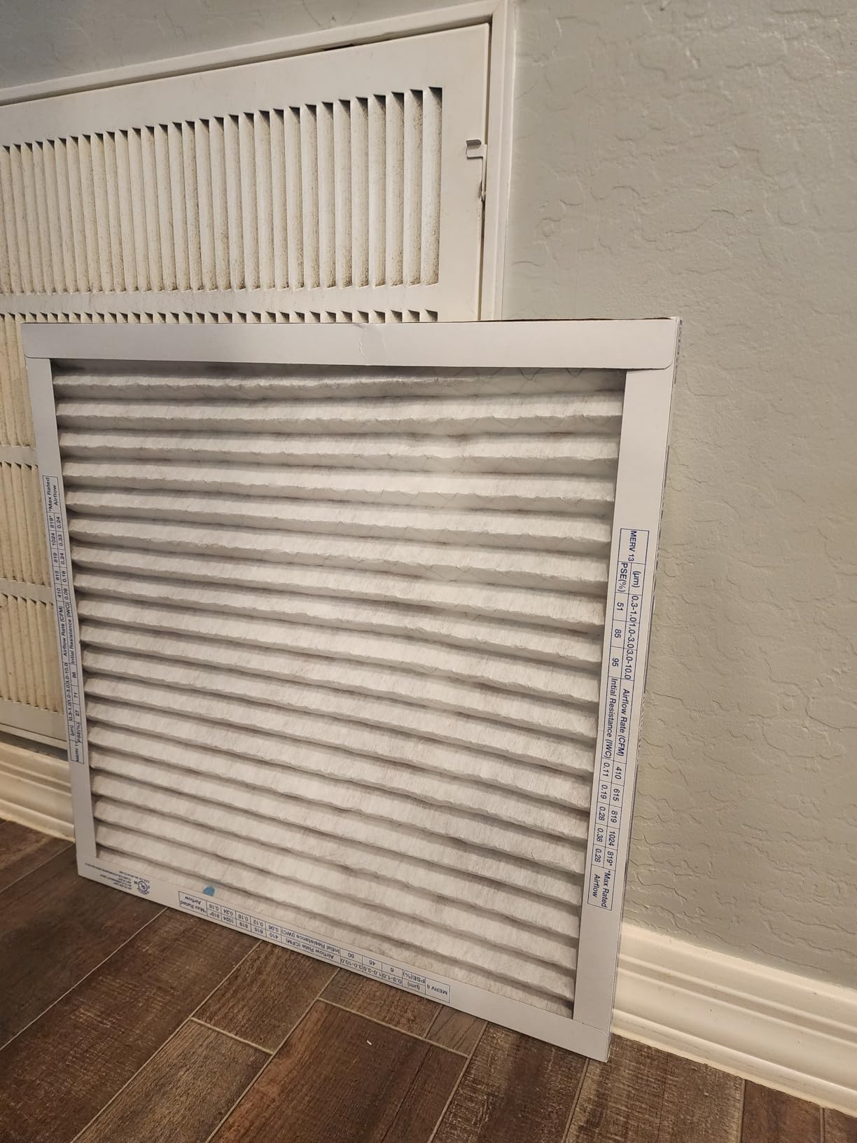Aerostar Air Filter 20x20x1 MERV 8 AC Filter, HVAC, Furnace Filter, 6 Pack customer photo 1