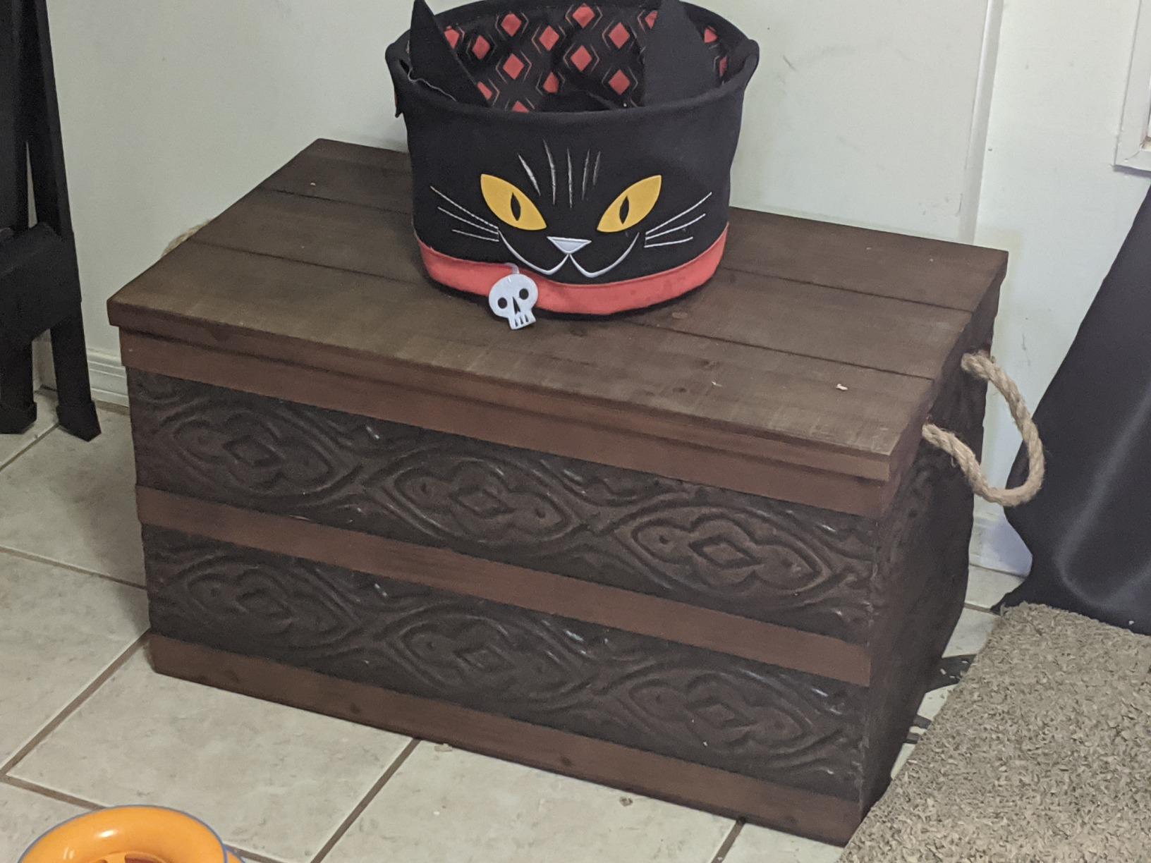 Household Essentials Large Wooden Storage Trunk, Weathered Wood with Paint Finish, Hinged Lid with Metal Accents customer photo 2