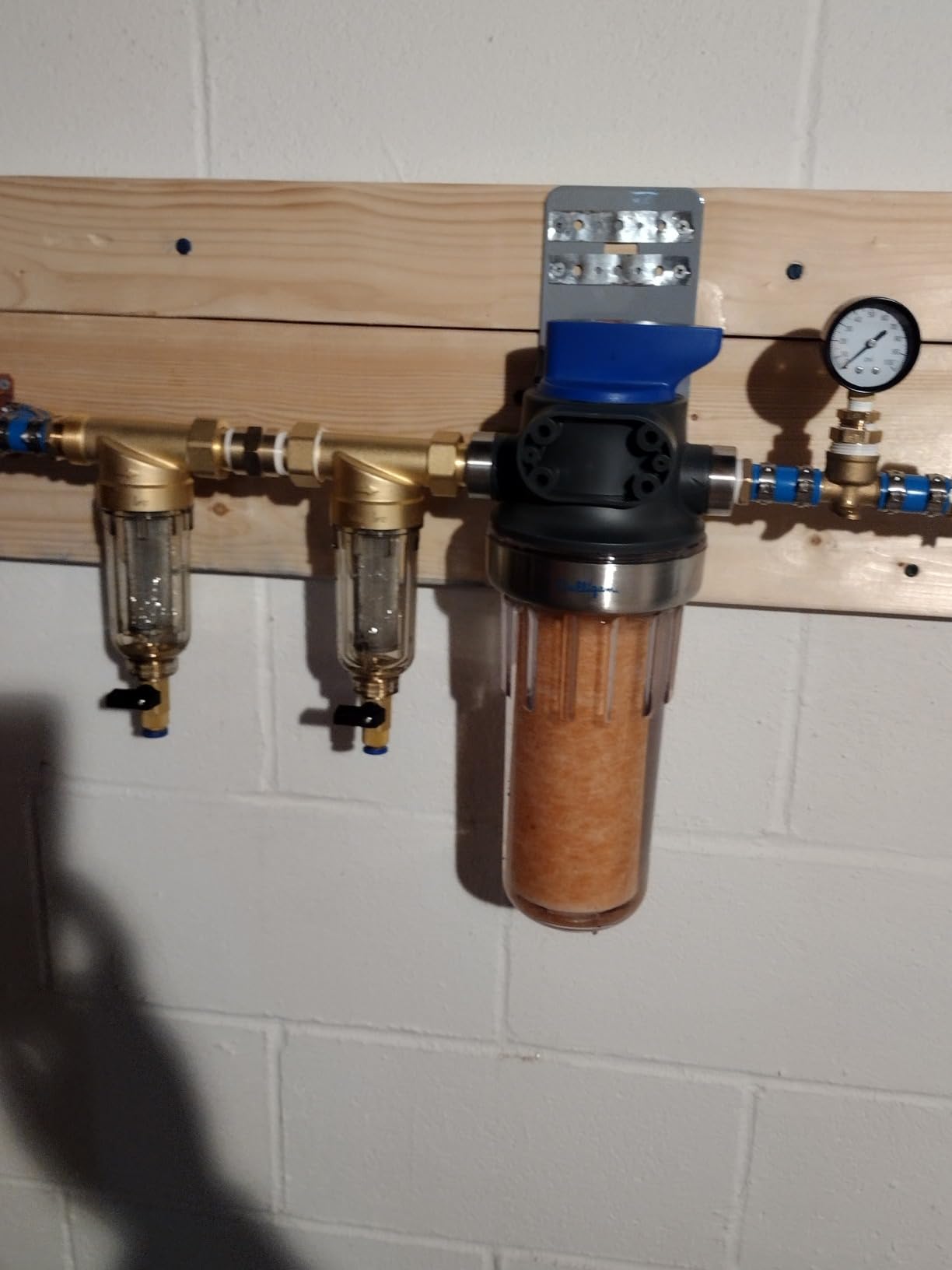 Culligan WH-S200-C Whole House Water Filter Housing - 3/4 Inlet/Outlet, Standard Duty, Sediment Filtration System, Clear Housing, Pressure Relief Valve, NSF Certified customer photo 2