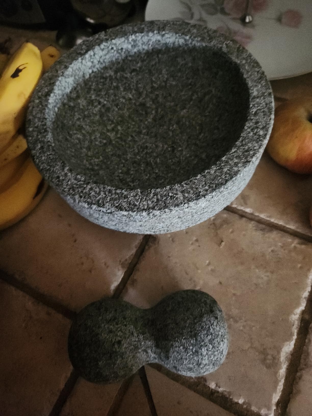 Alpine Cuisine 8 Inch Granite Mortar and Pestle Set, Heavy-Duty Unpolished Stone Molcajete Grinder Bowl, Guacamole, Salsa, Spices, Herbs (4 Cup, Gray) customer photo 2