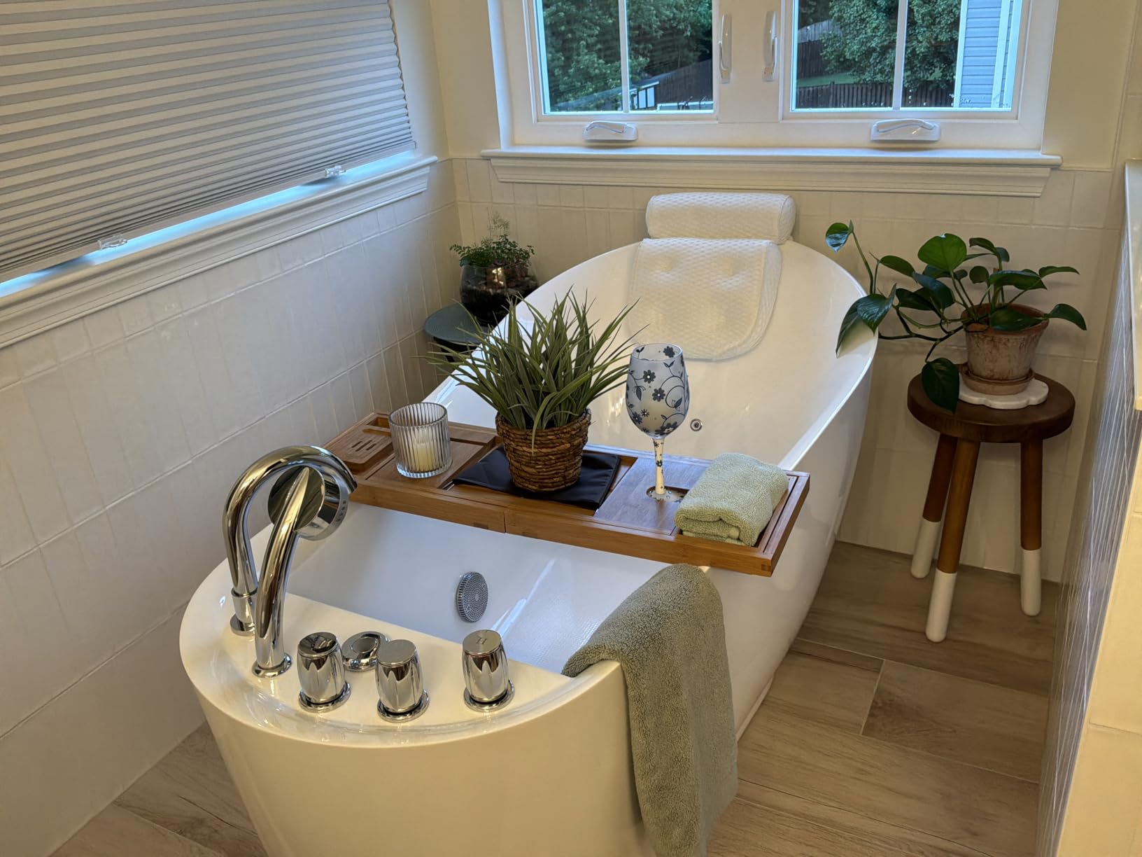 Trending Now Wood Bath Tray - Bathtub Tray for Tub, Expandable Bamboo Bath Tray & Bathtub Caddy with Book Holder, Wine Glass Holder, Phone & Tablet Stand, Spa Bath Accessories, Birthday Gifts for Mom customer photo 1