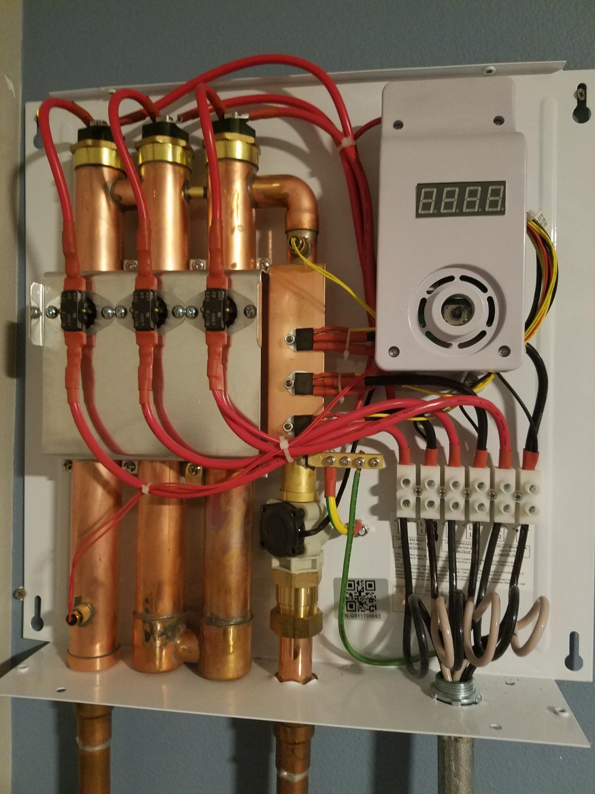 Rheem RTEX-27 240V 3 Heating Chambers Residential Tankless Water Heater customer photo 2
