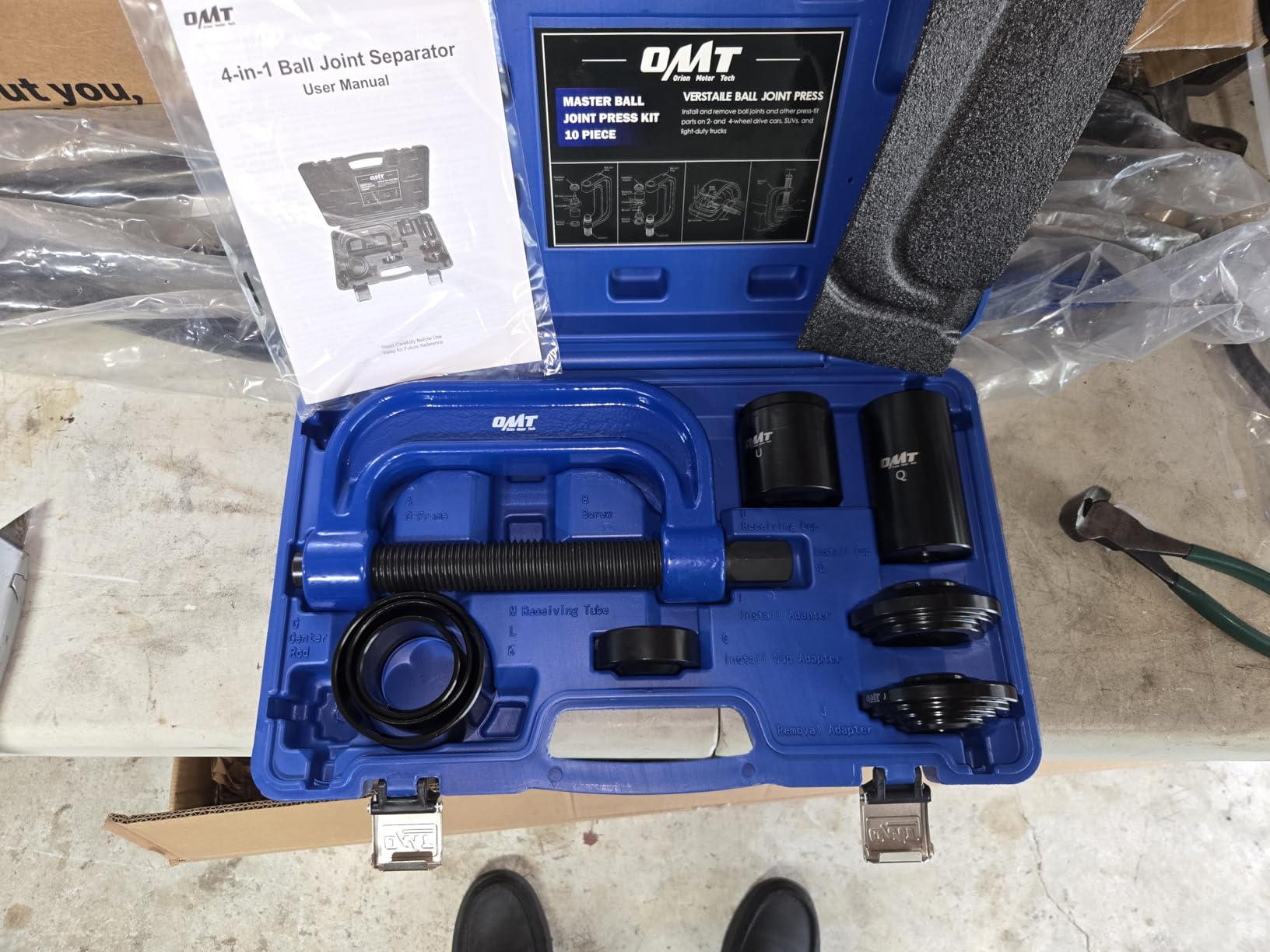 OMT Ball Joint Press Kit, Ball Joint Removal Tool with 4x4 Adapters | Heavy Duty Ball Joint Tools for Most 2WD and 4WD Cars and Light Trucks, Blue C-frame customer photo 2