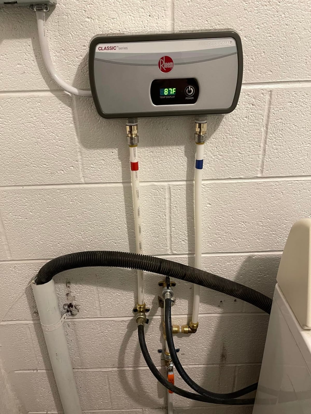 Rheem 3.5kW 120V Point of Use Tankless Electric Water Heater customer photo 1