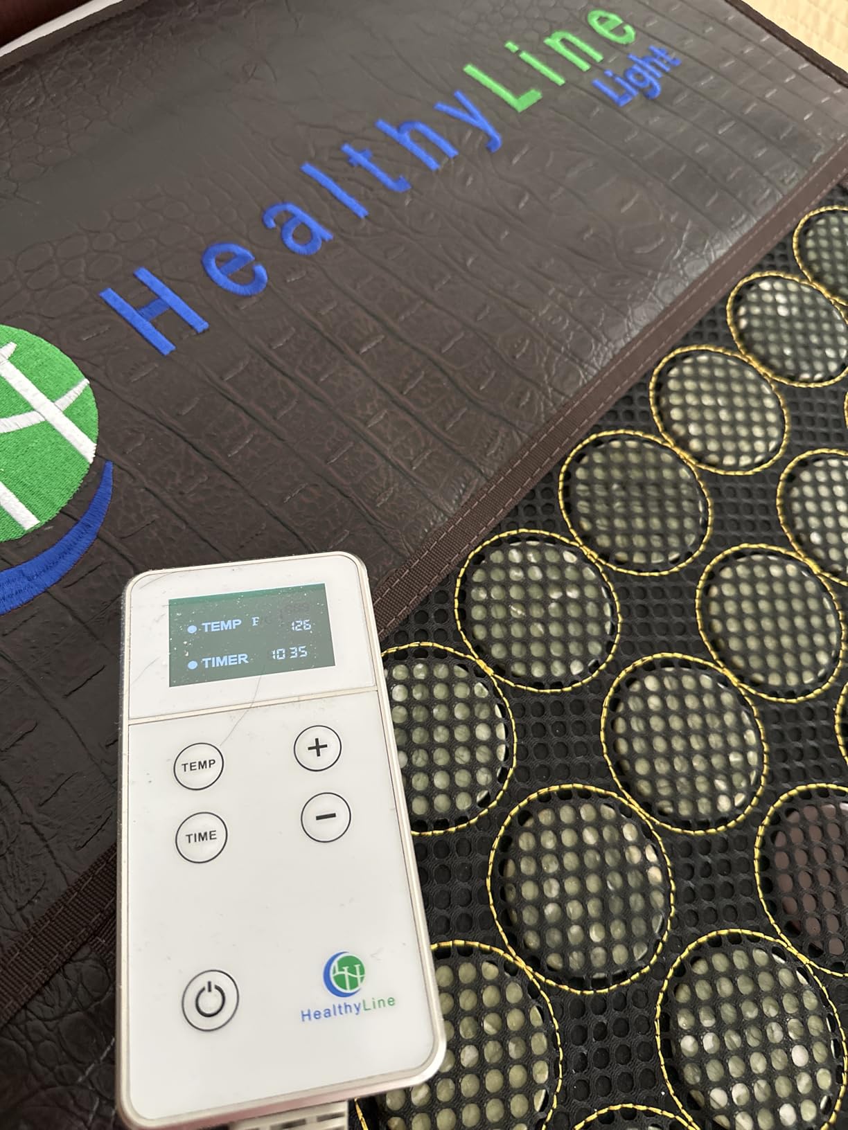 HealthyLine Mesh Heating Pad for Back, Jade & Tourmaline, 32 x 20 | Targeted back coverage, 2 natural gemstones, 7 lb weighted design, Adjustable heat, Mesh construction customer photo 1