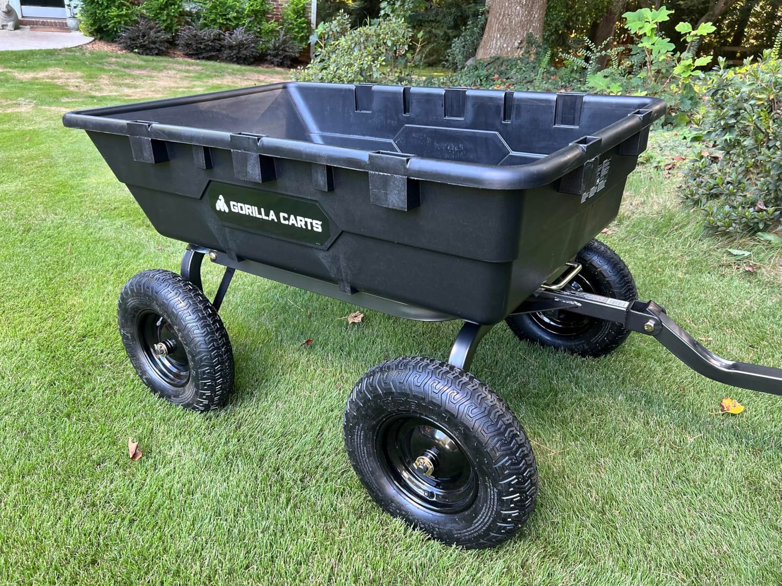 Gorilla Carts Poly Dump Cart, 1500 lb. Capacity, 10 Cu Ft, Black | 1,500-lb Capacity Poly Dump Cart with Quick-Release Dump Bed for Homeowners Hauling Mulch, Soil, Rock and Yard Debris customer photo 1