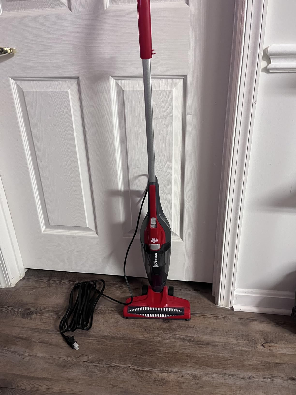 Hoover Dirt Devil Power Express Stick Vacuum, Bagless | Lightweight, Ideal for Dorms, Apartments and Other Small Spaces, Corded Vacuums for Home Use customer photo 2