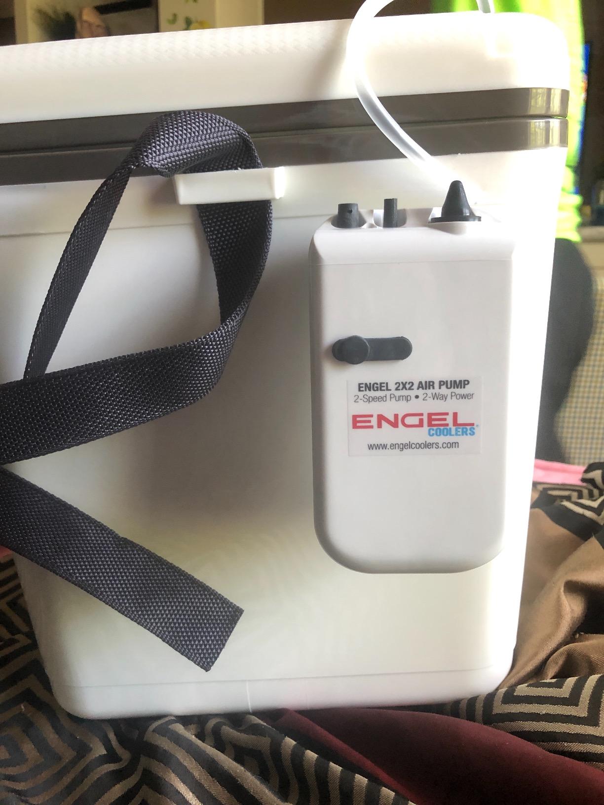 Engel Live Bait Cooler Box with 2nd Gen 2-Speed Aerator Pump - Portable Fishing Station & Minnow Bucket customer photo 1