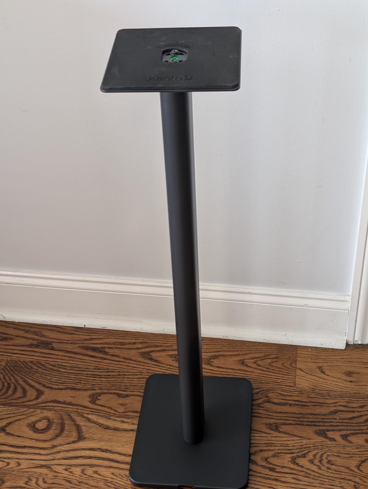 Kanto SP32PL Universal Speaker Floor Stands for Bookshelf Speakers | 32