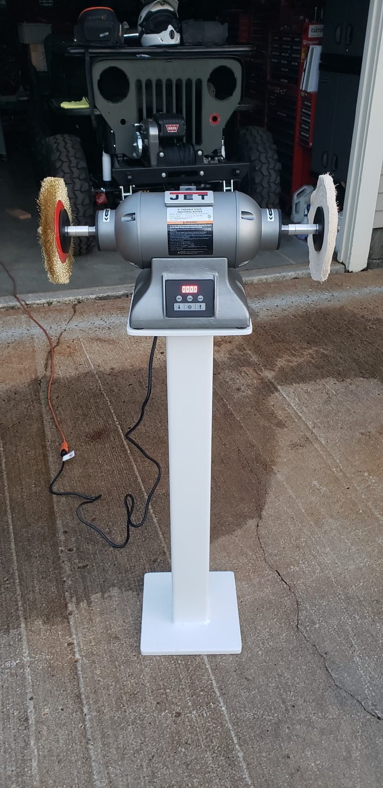 JET 8-Inch Industrial Bench Buffer, Variable Speed, 1 HP, 115/230V 1Ph (IBG-8VSB) customer photo 2