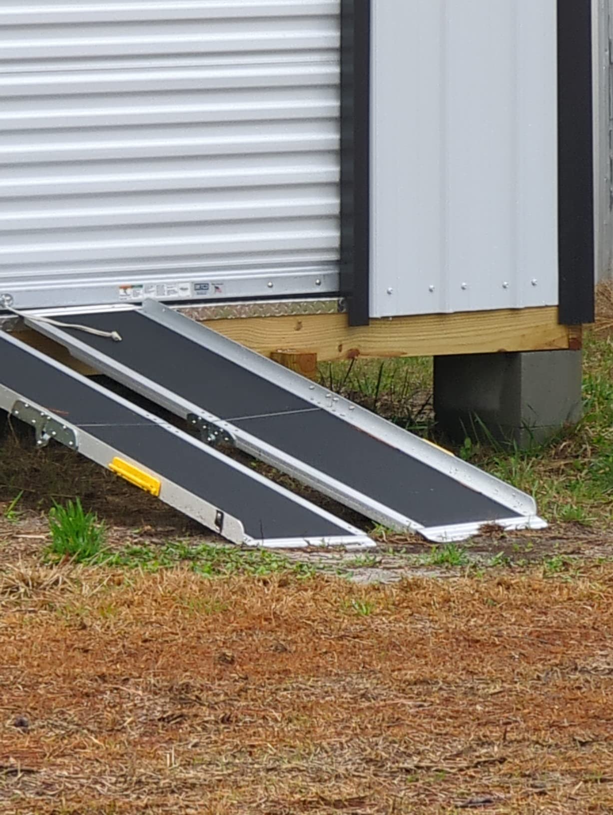 Ruedamann 3 FT Portable Wheelchair Ramp, Sturdy Non-Slip Aluminum Lightweight Scooter Ramp Upgraded Hinge, Folding Wheelchair Ramps for Doorways, Ramps for Wheelchairs for Home Steps, Porch, Scooters customer photo 2