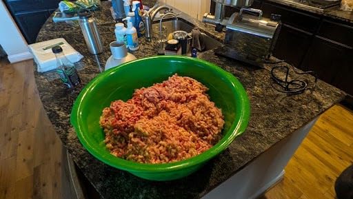 Weston Pro Series Electric Meat Grinder, Commercial Grade, 750 Watts, 1 HP, 9lbs. Per Minute, Stainless Steel (10-1201-W) customer photo 2