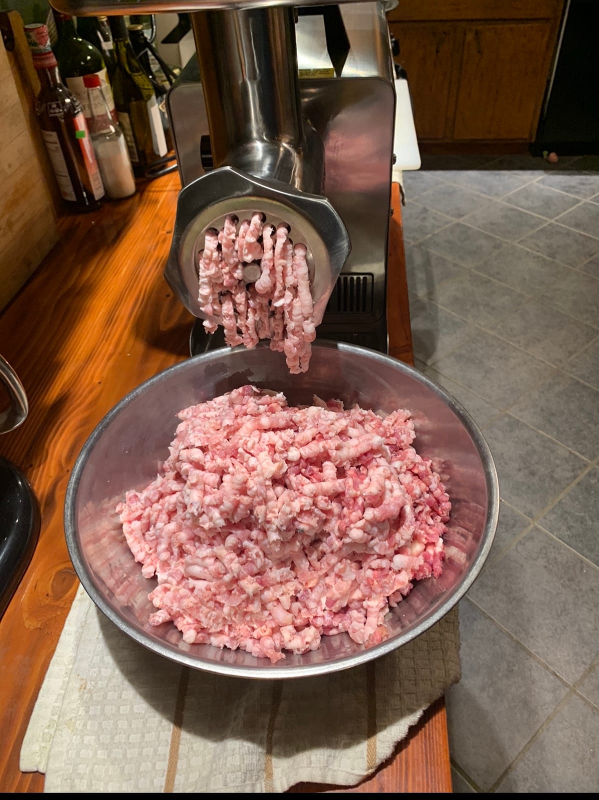 LEM Products BigBite #32 Meat Grinder, Electric Meat Grinder | Heavy-Duty Food Processor for Grinding and Sausage Stuffing, 1.5 HP, Stainless Steel customer photo 1