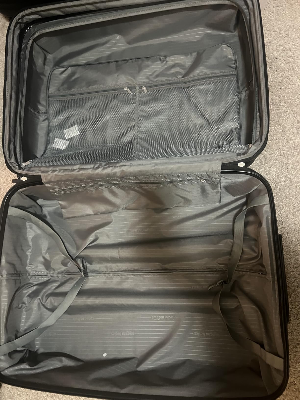 Amazon Basics 2-Piece Hardside Luggage Set (21