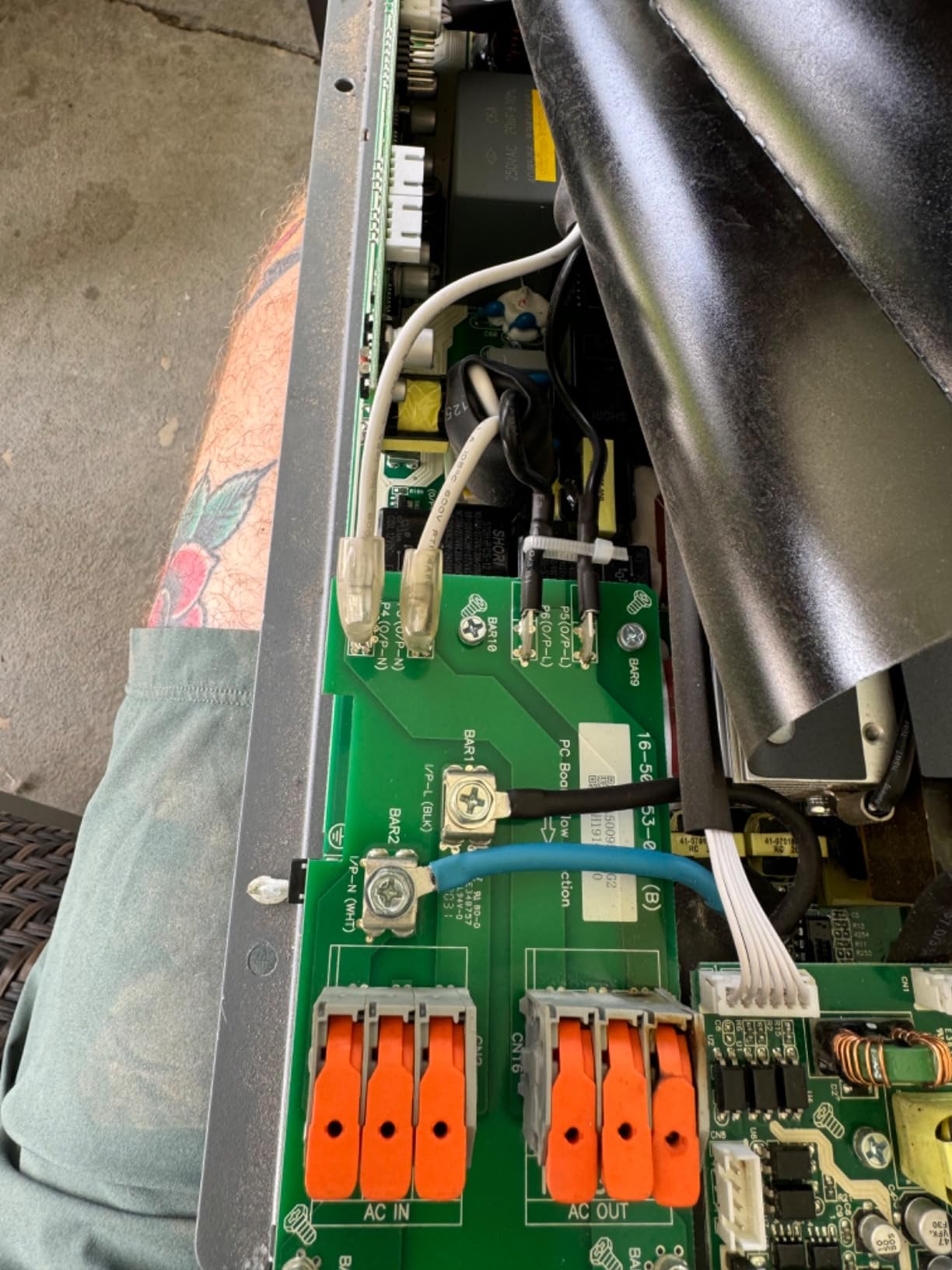 Xantrex Freedom XC 2000 817-2080 Power Inverter customer photo 1